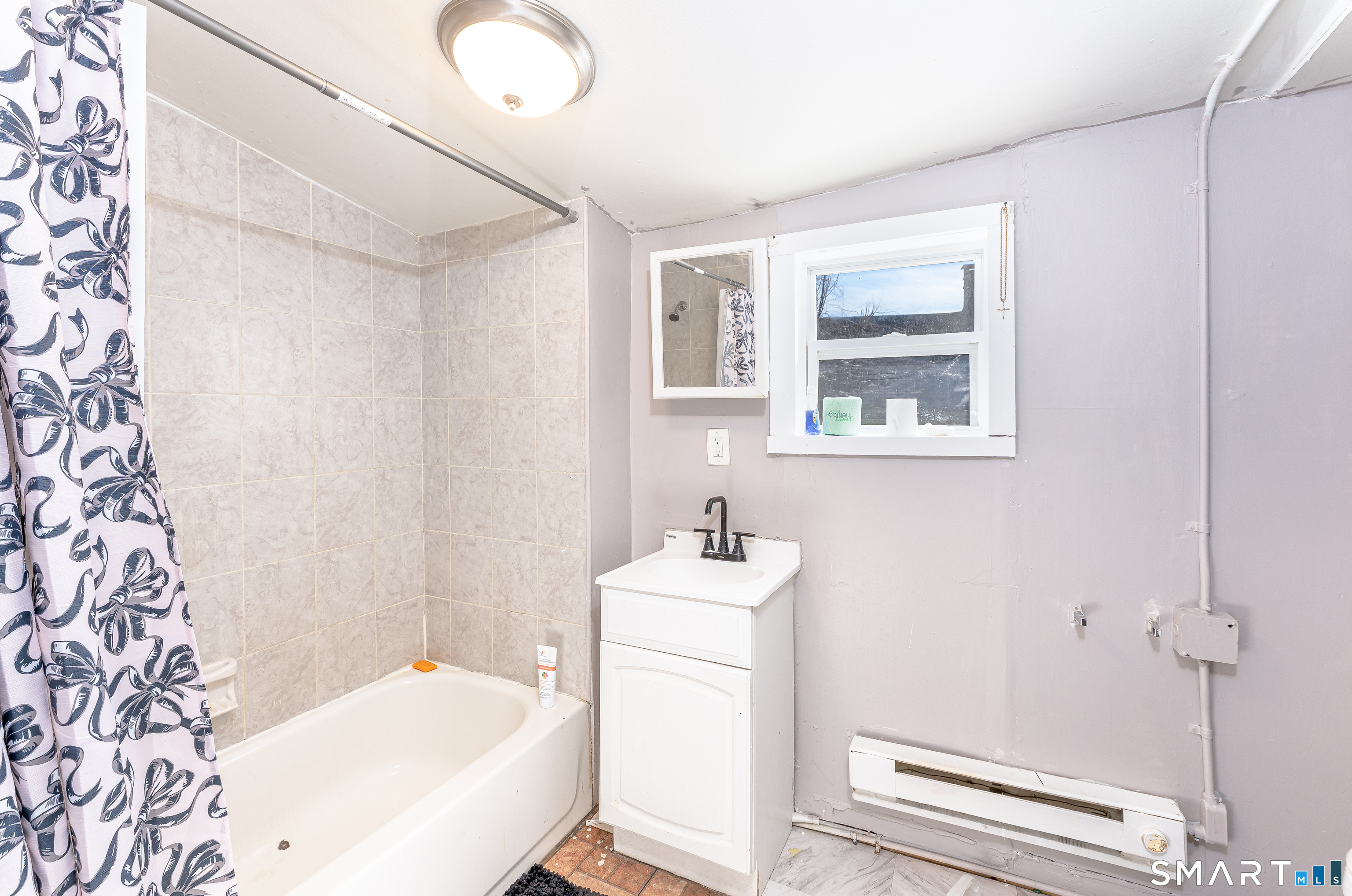 Homes for sale in Waterbury, CT | 429 Washington Ave, Waterbury, CT 06708 | MLS# 24156722