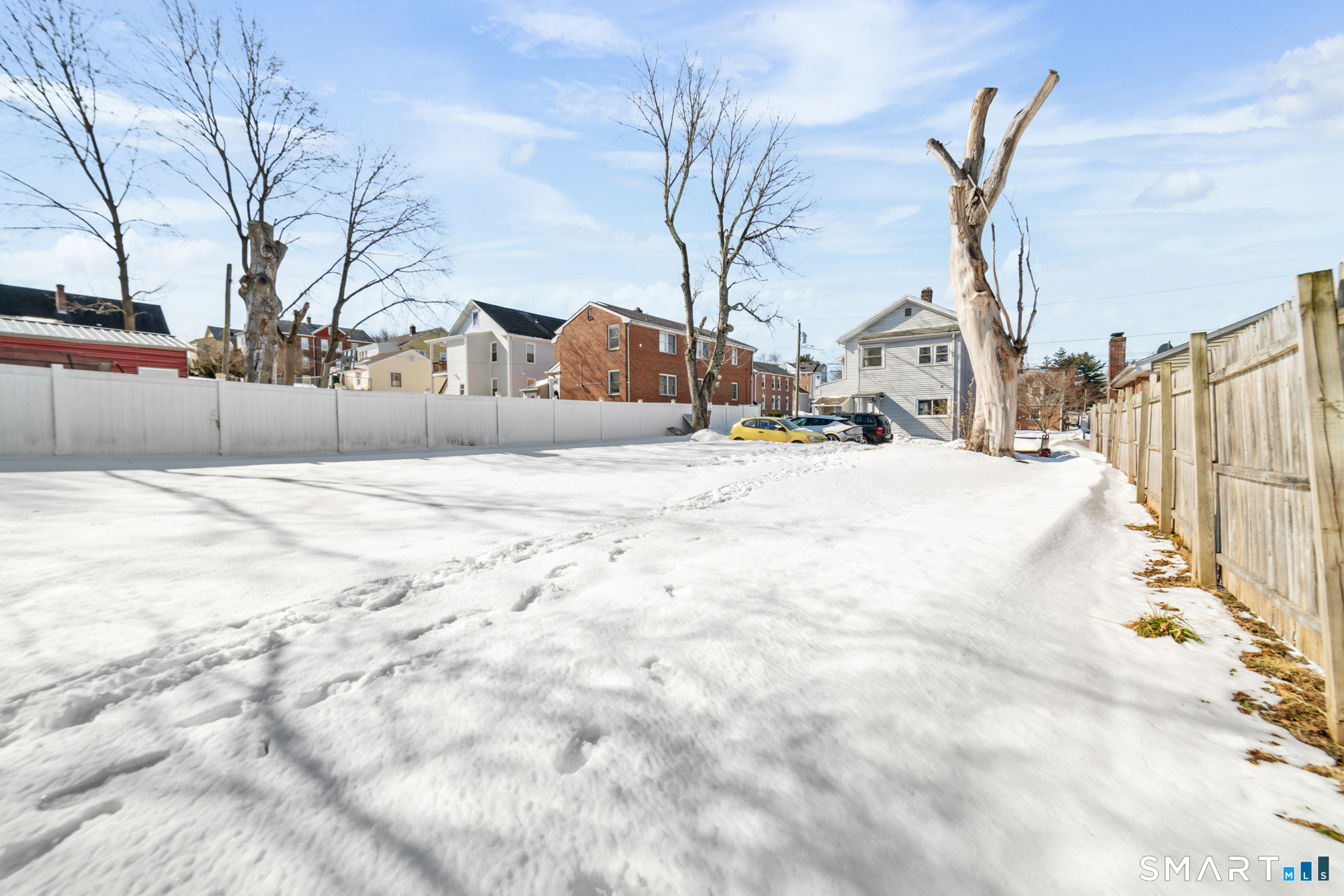 Homes for sale in New Britain, CT | 223 Lawlor St, New Britain, CT 06051 | MLS# 24156521