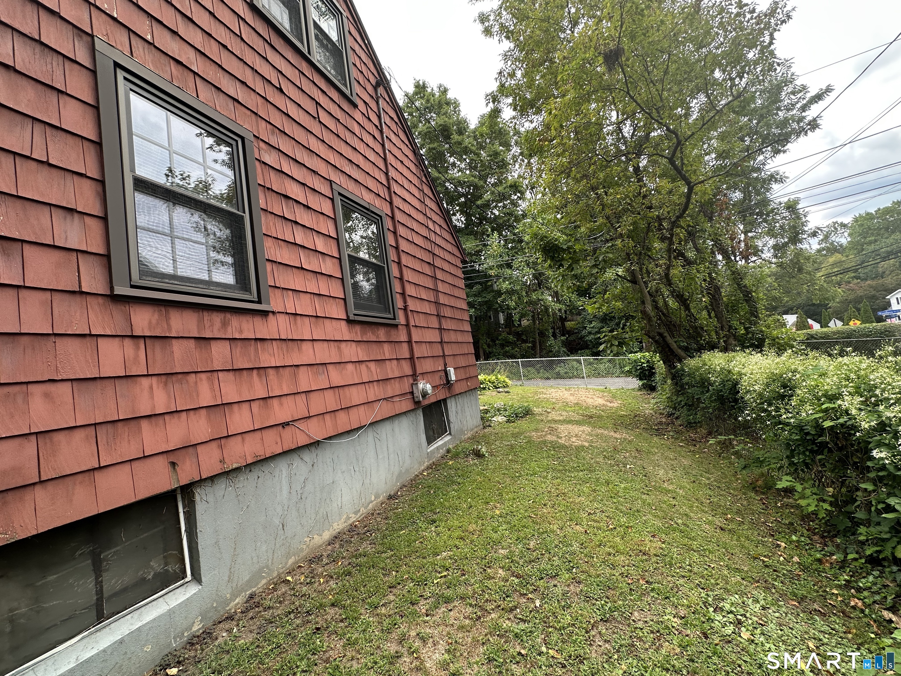 Homes for sale in Bridgeport, CT | 500 Woodlawn Avenue Ext, Bridgeport, CT 06606 | MLS# 24156788