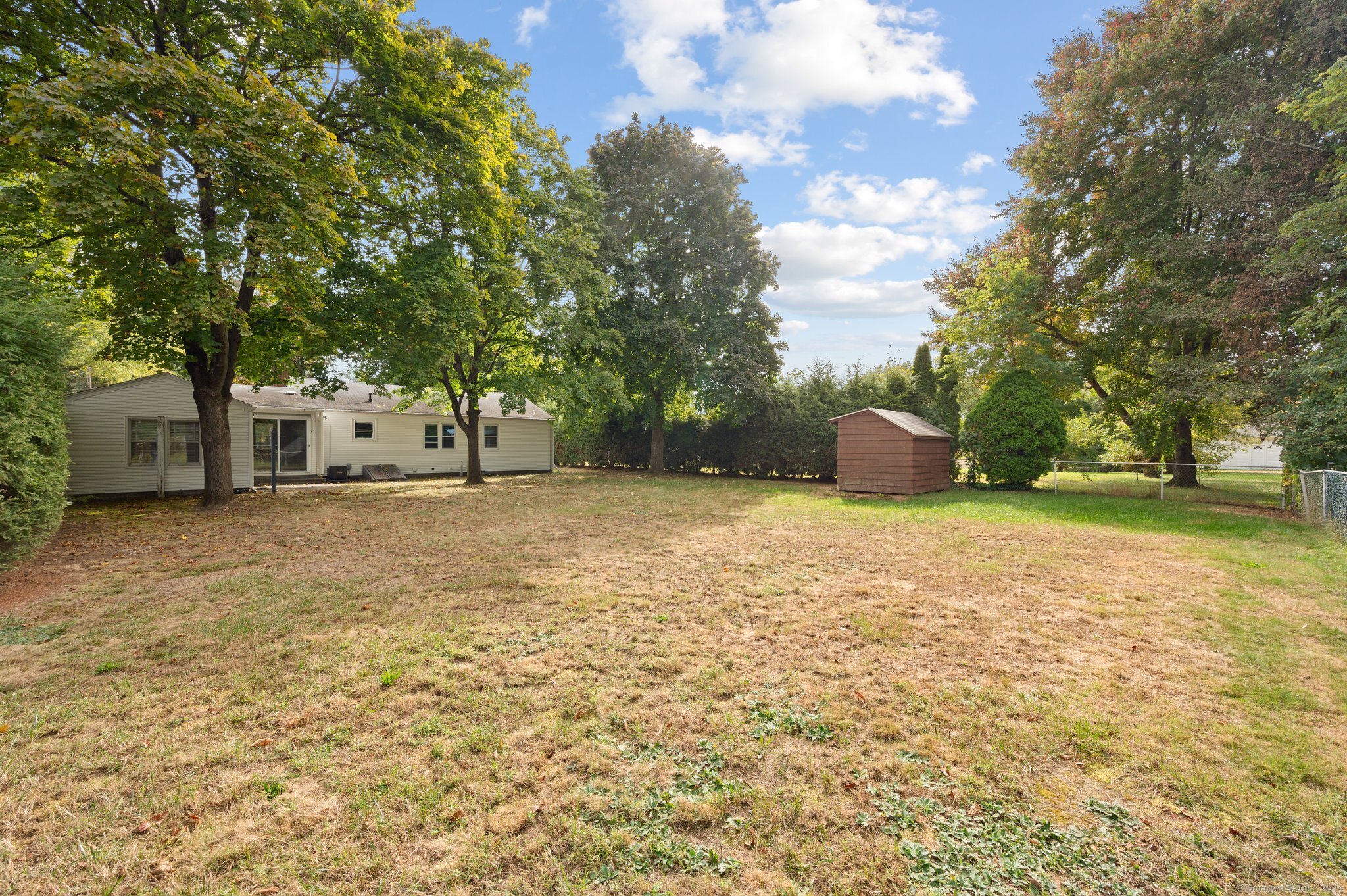 21 Davis, East Hartford, 06118, 2 Bedrooms Bedrooms, 0 ,2 BathroomsBathrooms,Residential Rental,For Sale,Davis,0,24156824