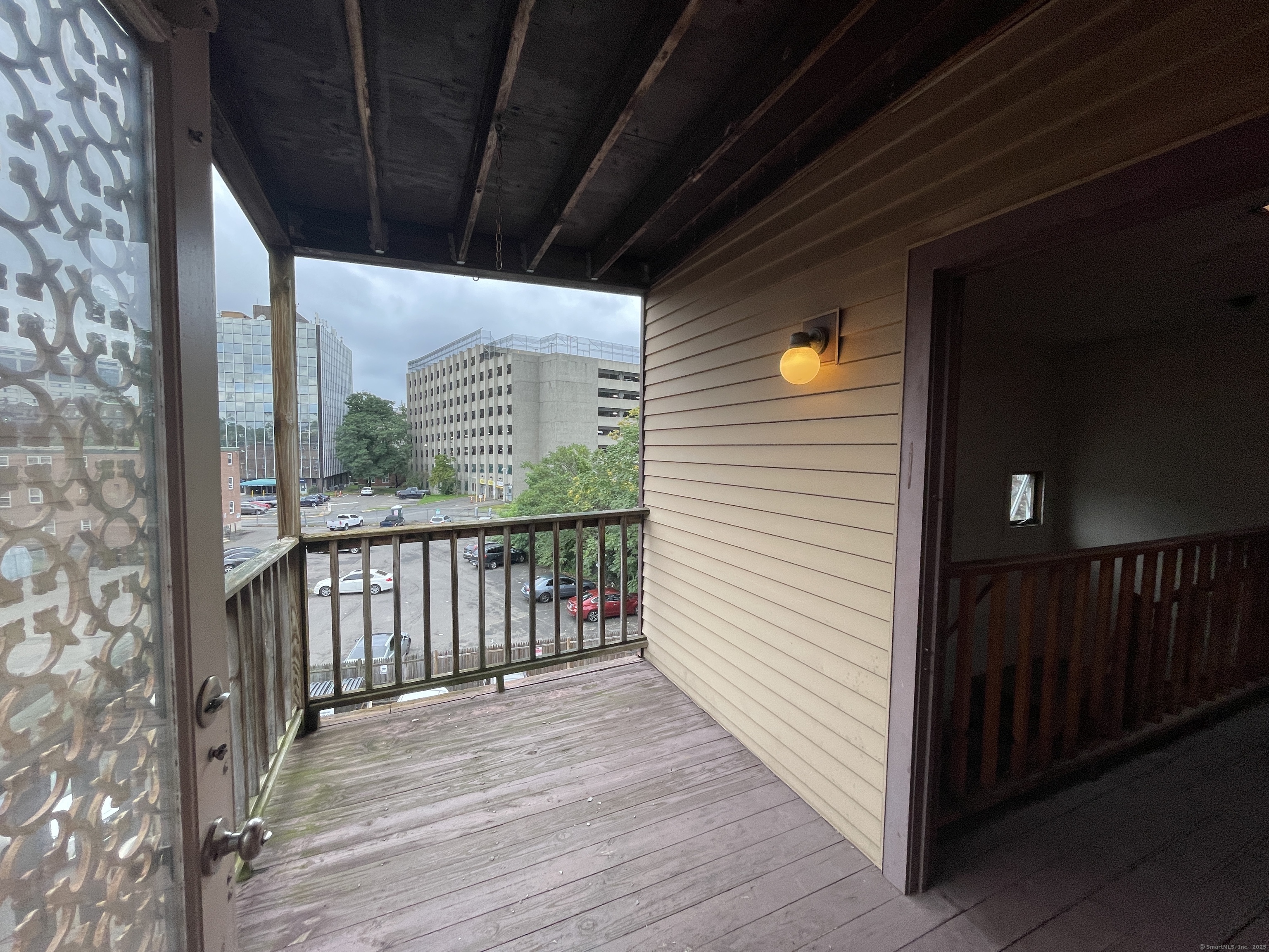34 Essex, Hartford, 06114, 2 Bedrooms Bedrooms, 0 ,1 BathroomBathrooms,Residential Rental,For Sale,Essex,0,24156843