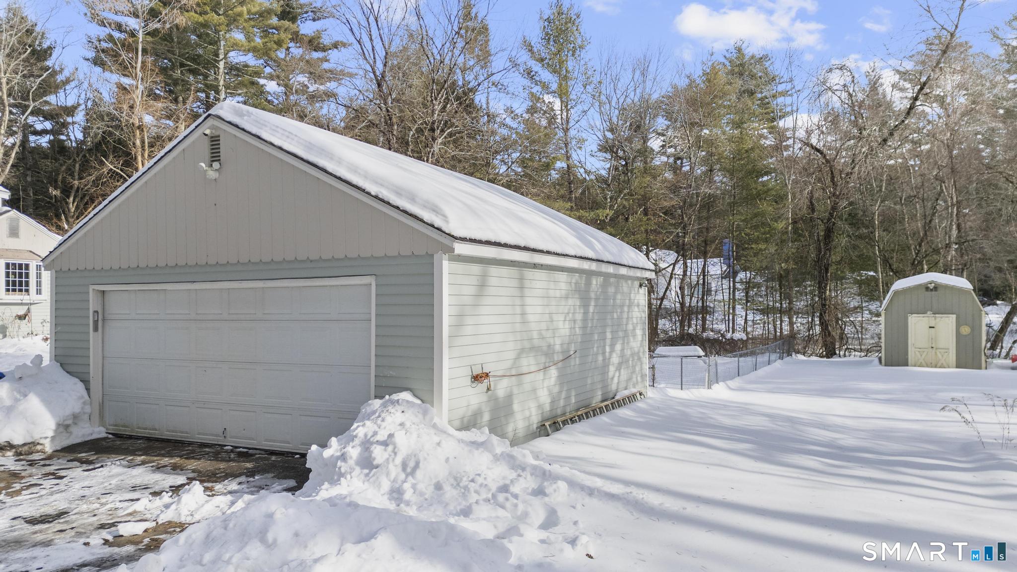 Homes for sale in Willington, CT | 69 Cisar Rd, Willington, CT 06279 | MLS# 24156836