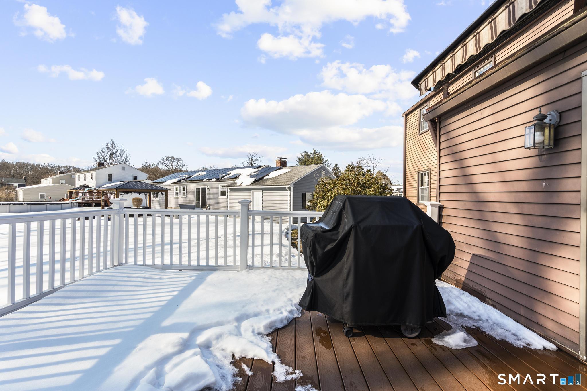 Homes for sale in Enfield, CT | 19 Copper Dr, Enfield, CT 06082 | MLS# 24156290