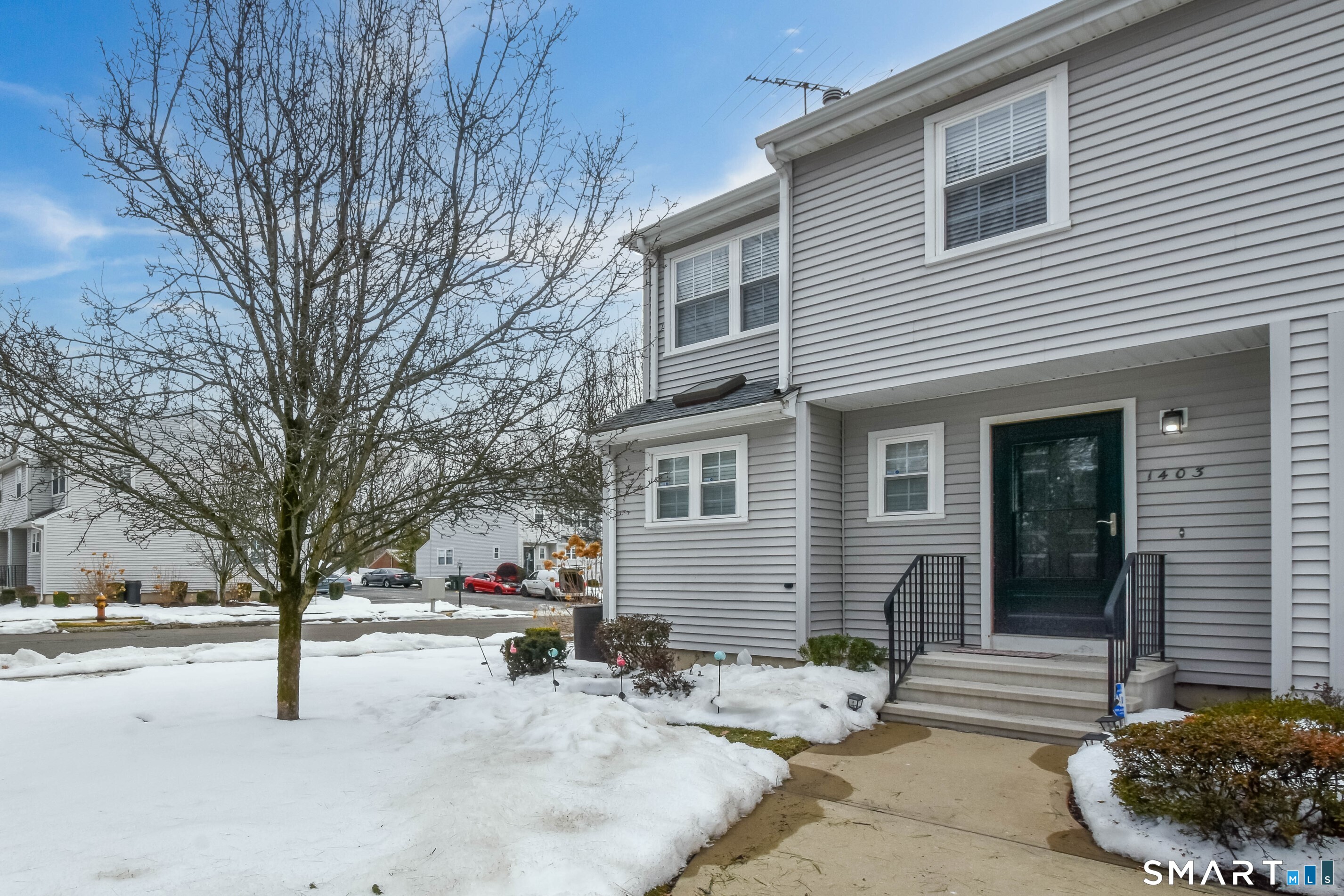 Homes for sale in Bridgeport, CT | 1403 Old Town Rd #1403, Bridgeport, CT 06606 | MLS# 24156932