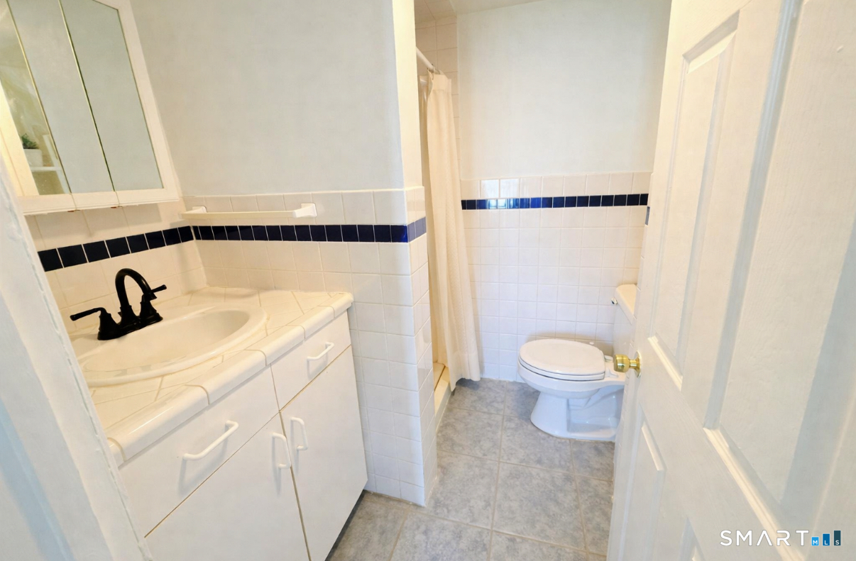 493 High, Milford, 06461, 5 Bedrooms Bedrooms, 0 ,2 BathroomsBathrooms,Residential Rental,For Sale,High,0,24157073