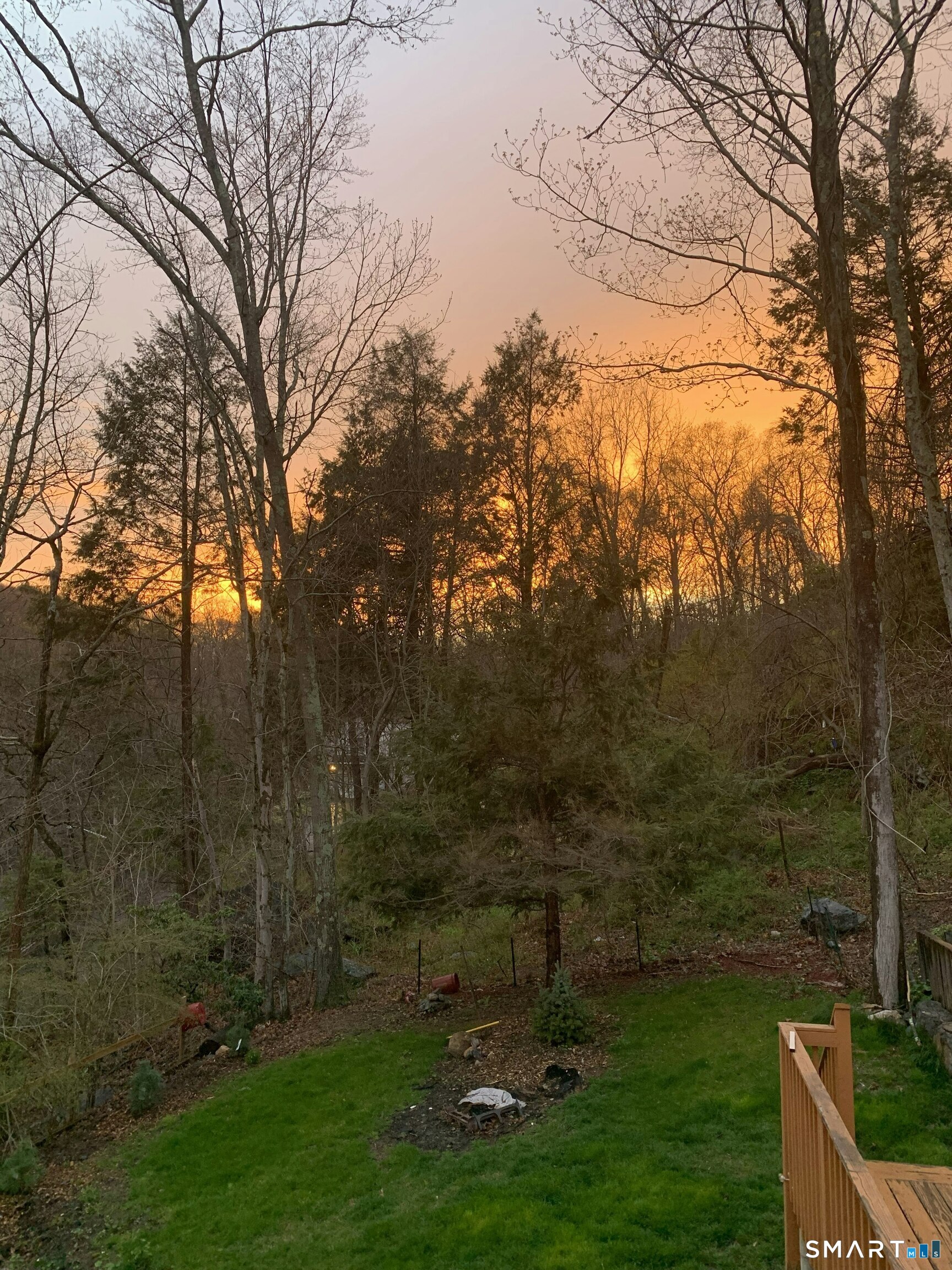 Homes for sale in Shelton, CT | 35 Cherokee Trl, Shelton, CT 06484 | MLS# 24155801