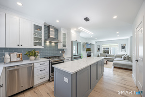 1 Howard Avenue, Unit C4