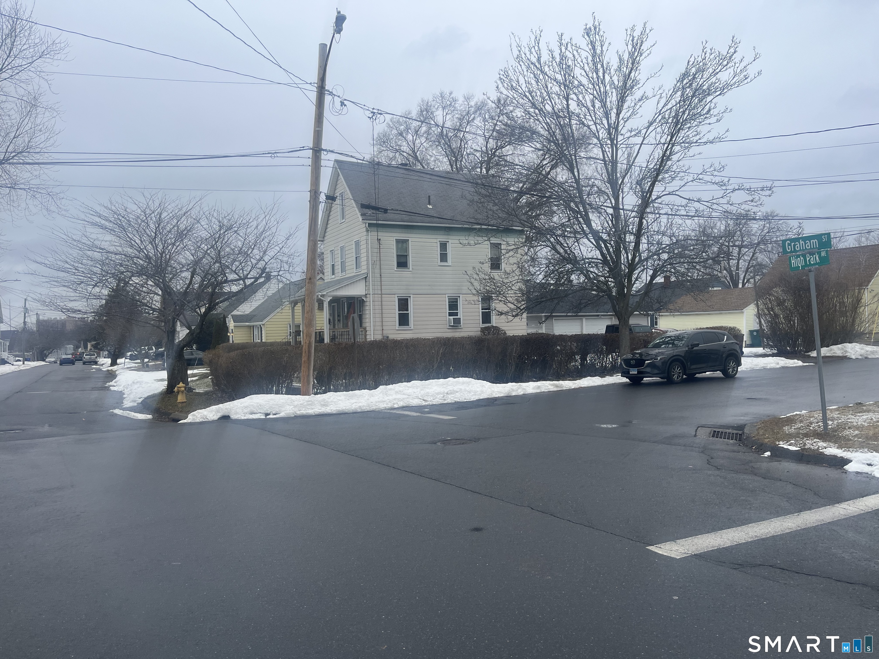 Homes for sale in Stratford, CT | 10 Graham St, Stratford, CT 06615 | MLS# 24157279