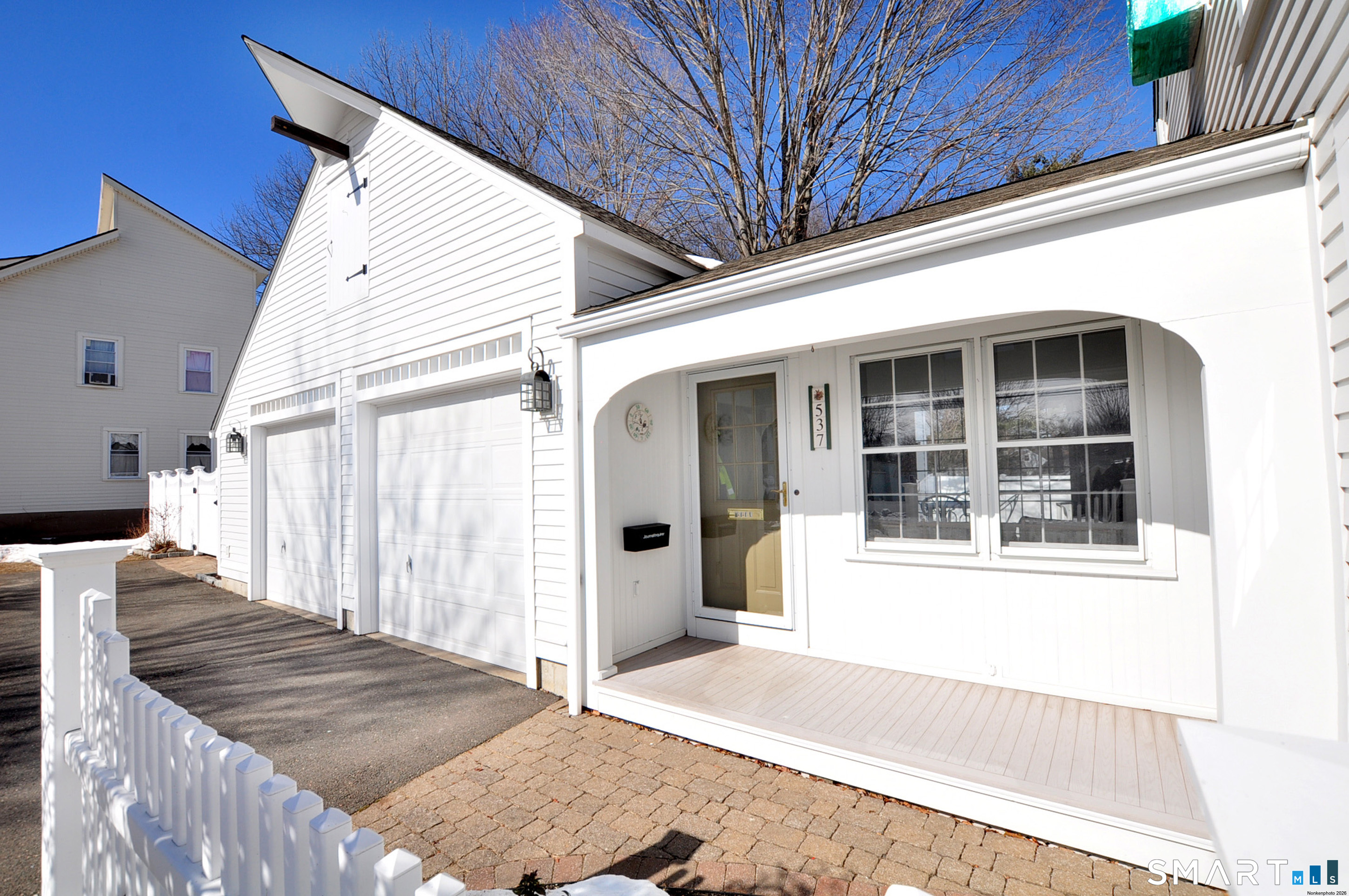 Homes for sale in Manchester, CT | 537 Center St, Manchester, CT 06040 | MLS# 24156676