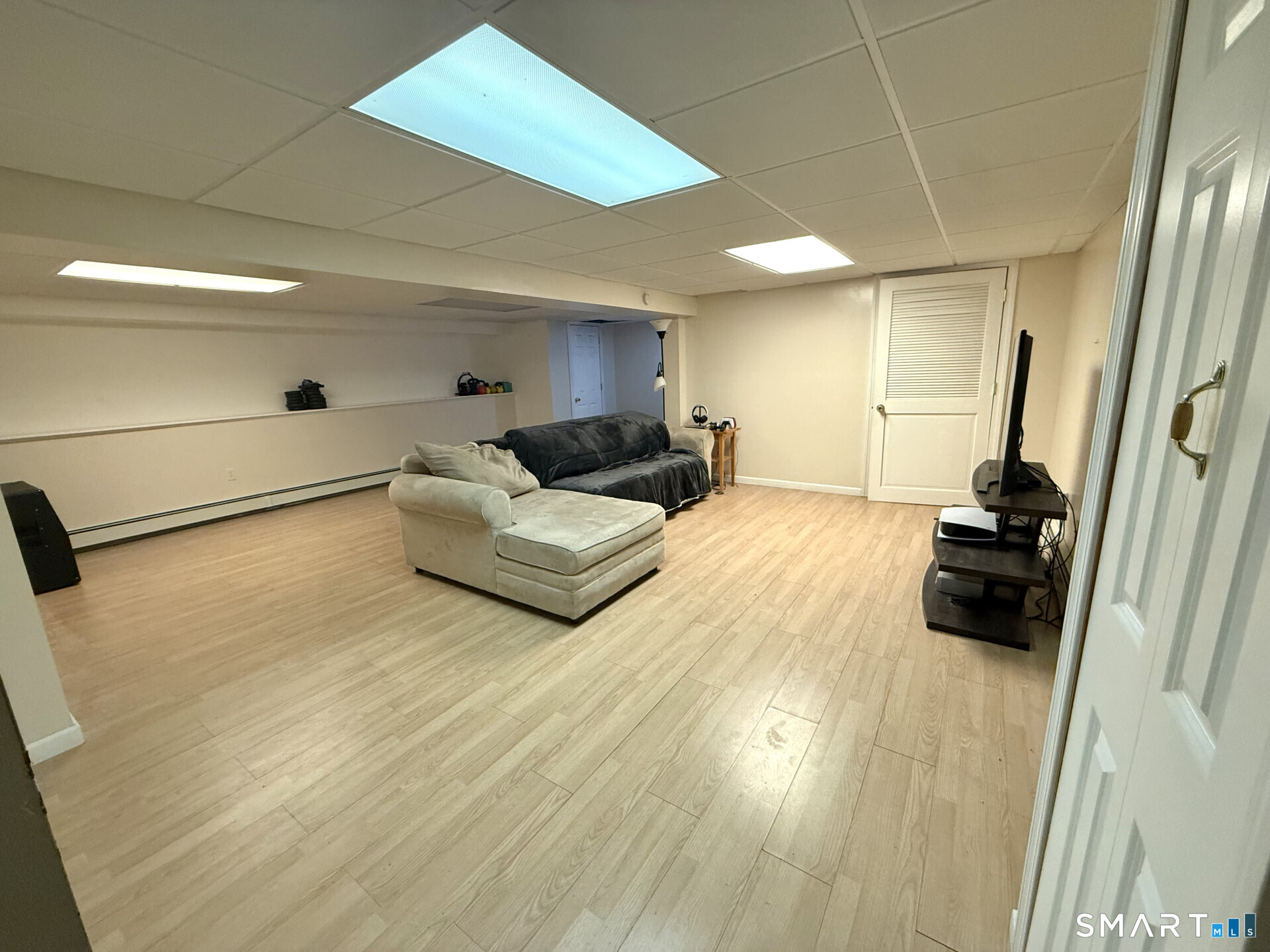 Homes for sale in Shelton, CT | 311 Isinglass Rd, Shelton, CT 06484 | MLS# 24157436