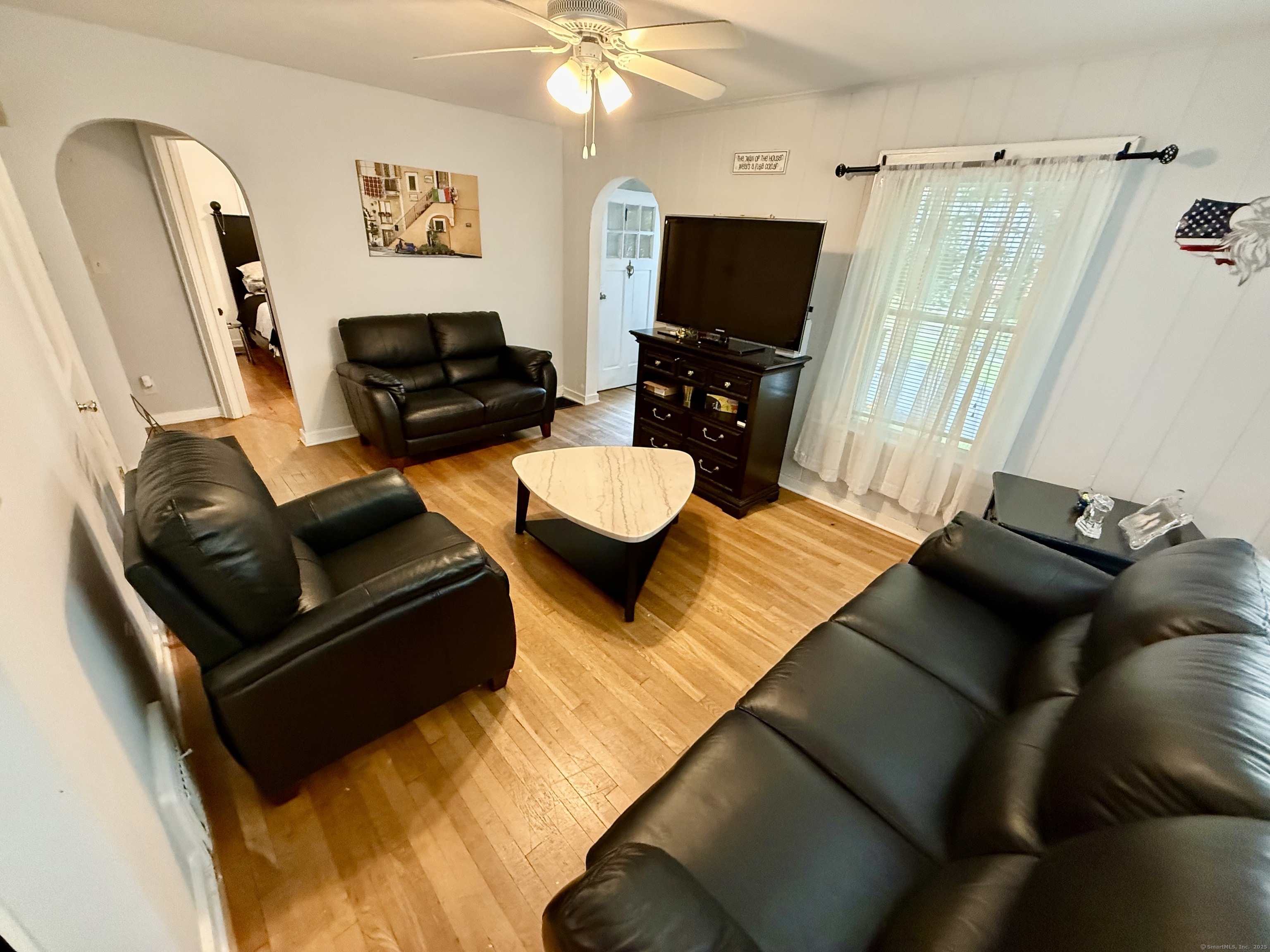 Homes for sale in Seymour, CT | 3 Willow St, Seymour, CT 06483 | MLS# 24157516