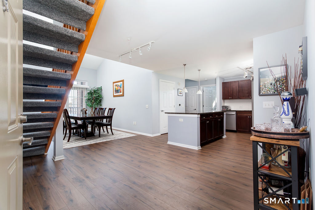 Homes for sale in Stamford, CT | 850 E Main St #APT 526, Stamford, CT 06902 | MLS# 24156291