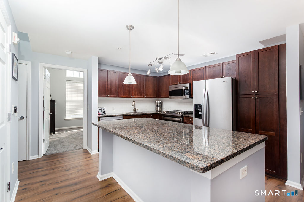 Homes for sale in Stamford, CT | 850 E Main St #APT 526, Stamford, CT 06902 | MLS# 24156291