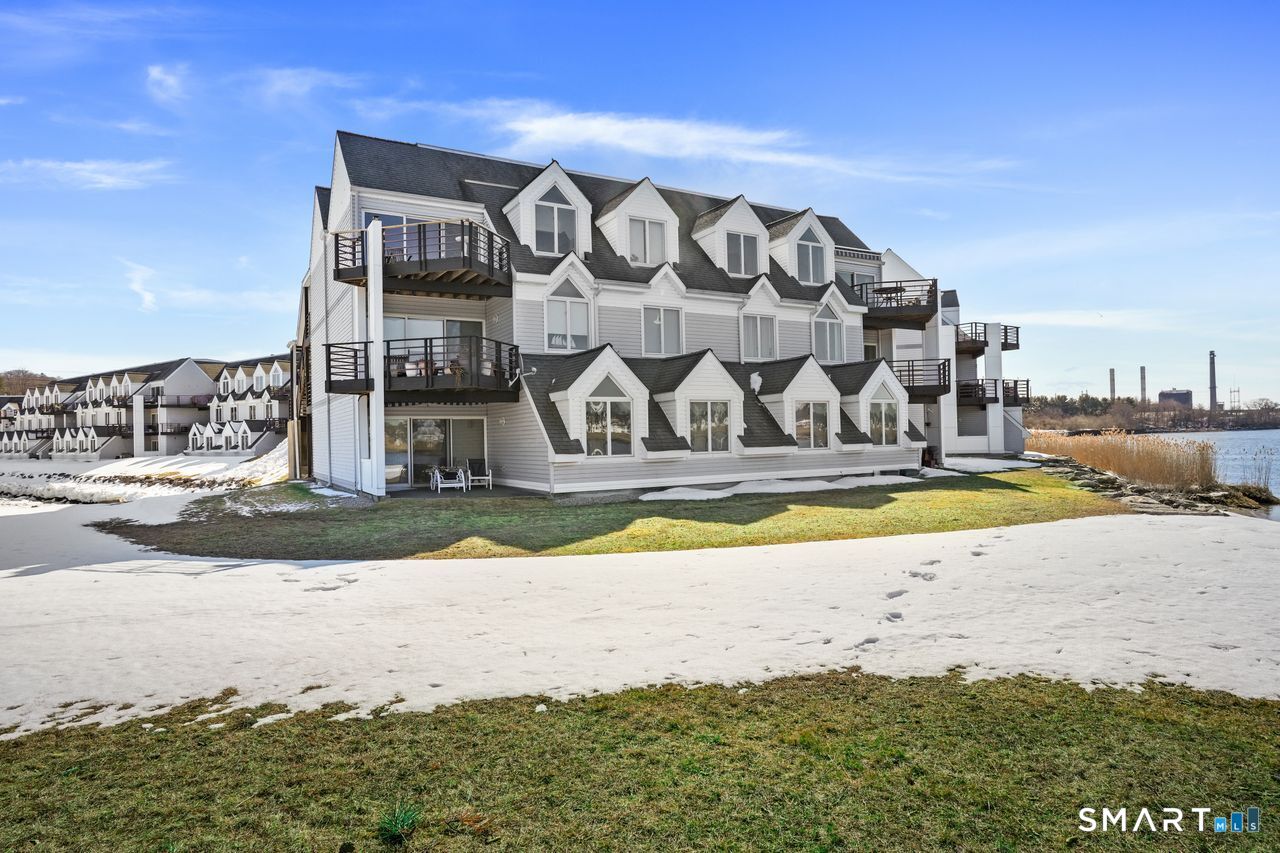 Homes for sale in Milford, CT | 722 Popes Island Rd #722, Milford, CT 06461 | MLS# 24157365