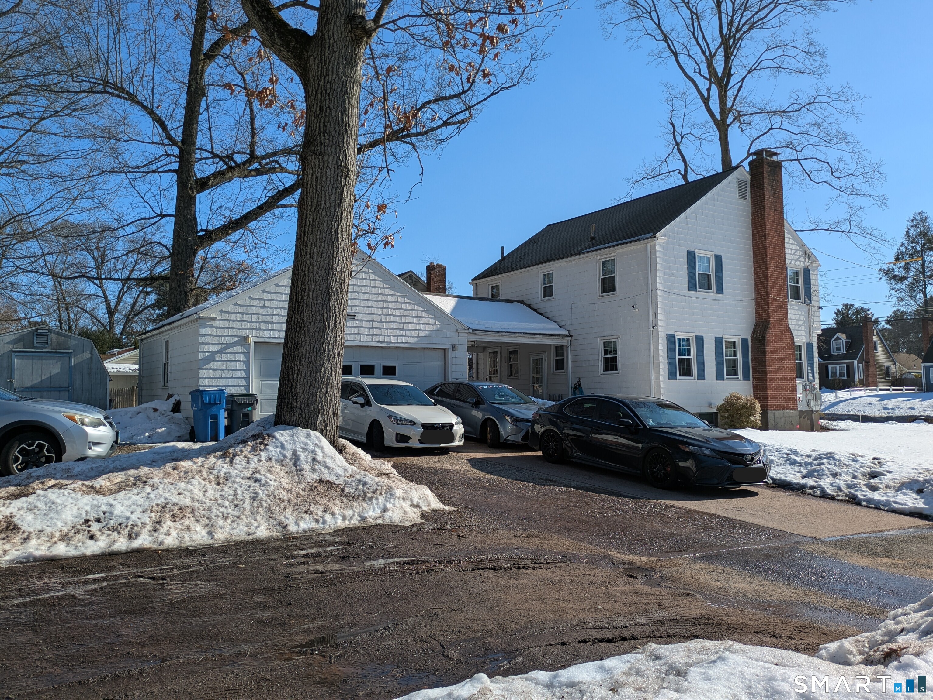 Homes for sale in Manchester, CT | 739 Center St, Manchester, CT 06040 | MLS# 24157530