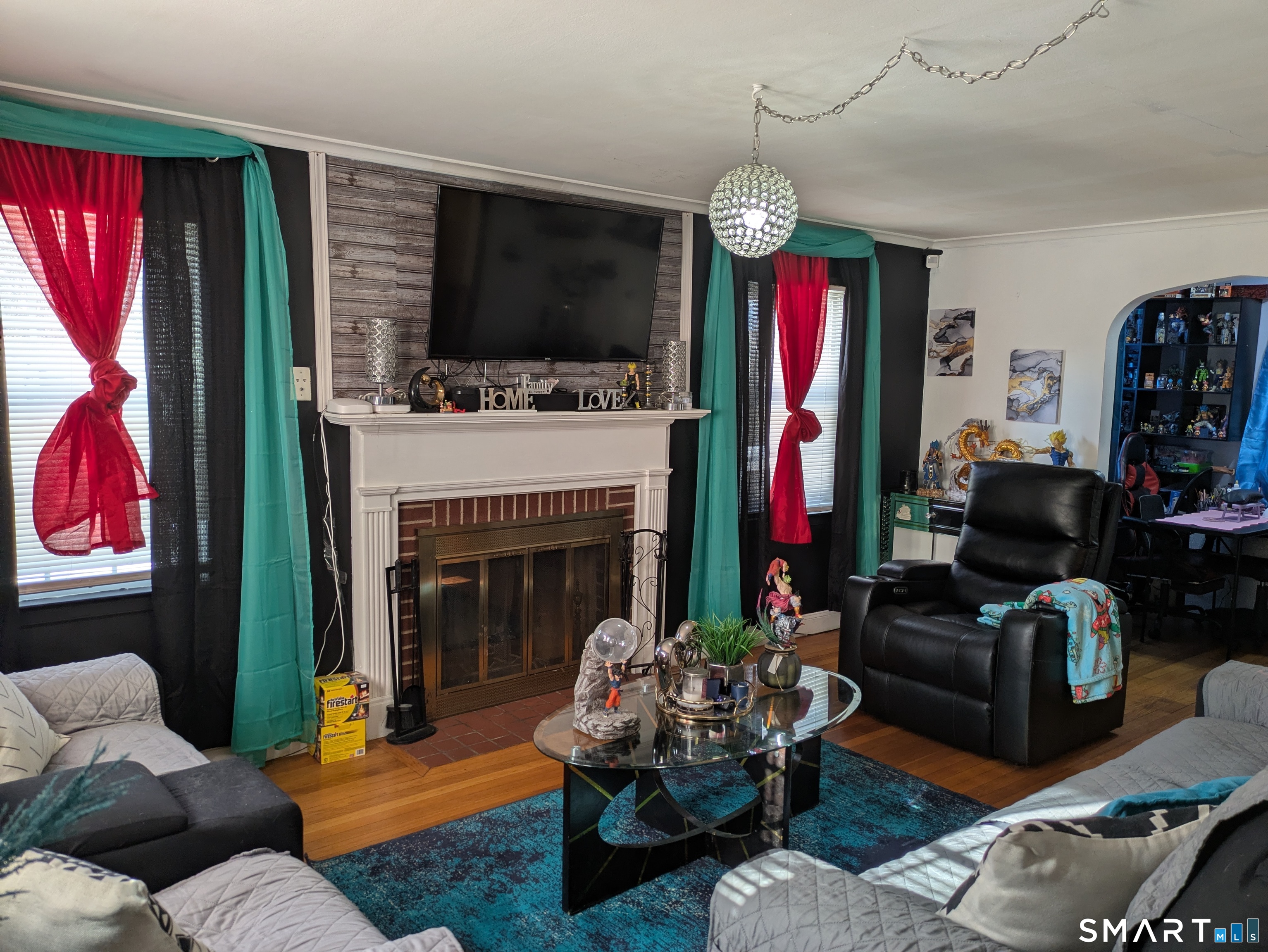 739 Center, Manchester, 06040, 4 Bedrooms Bedrooms, 0 ,1 BathroomBathrooms,Single Family For Sale,For Sale,Center,0,24157530