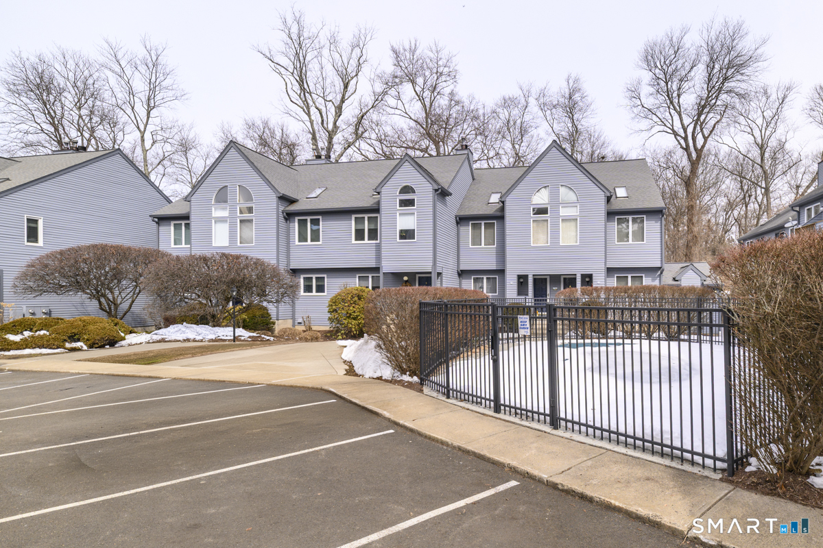 Homes for sale in Norwalk, CT | 81 Wolfpit Ave #APT B3, Norwalk, CT 06851 | MLS# 24153983