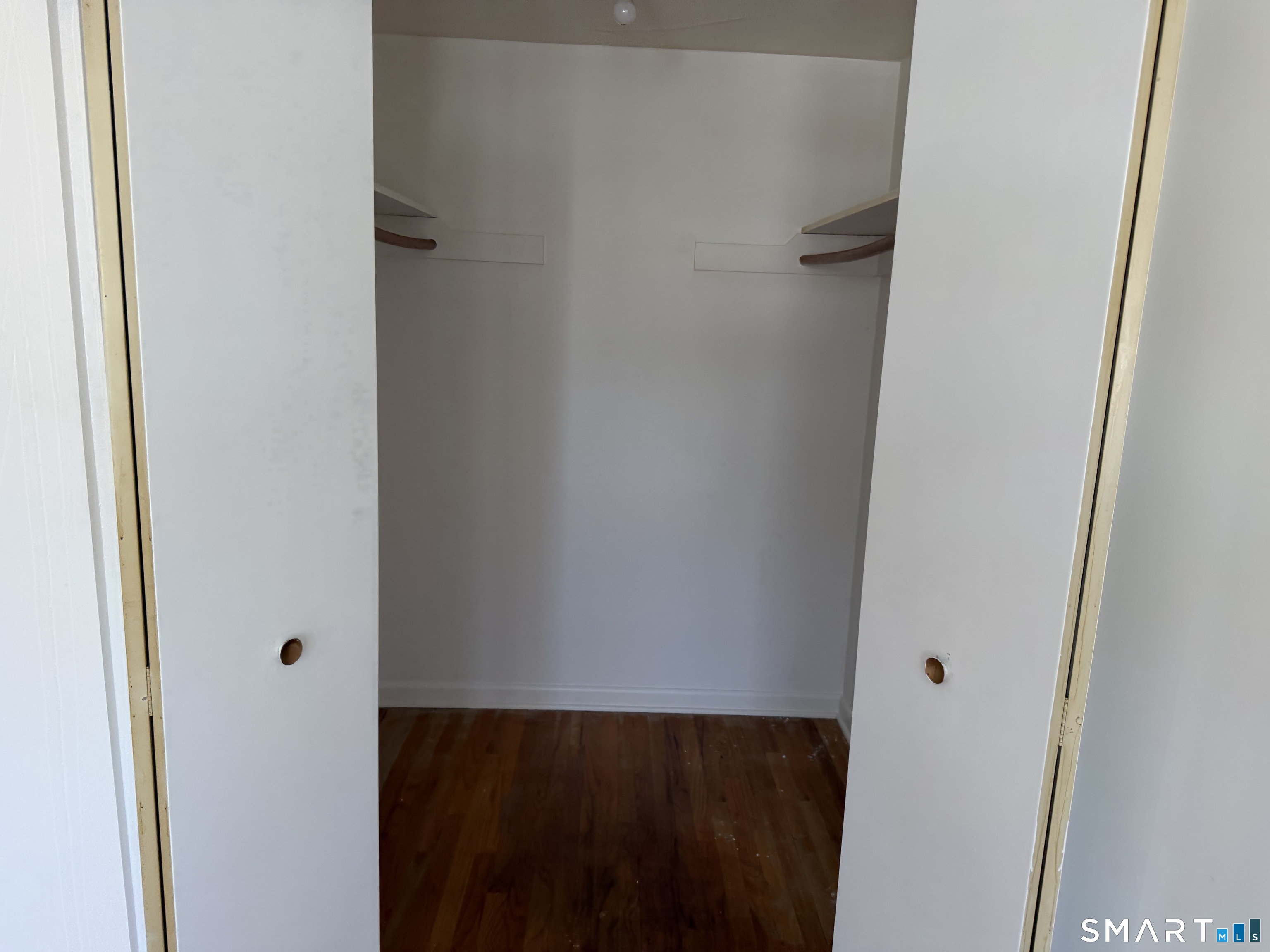 Homes for sale in West Hartford, CT | 100 Oakwood Ave #APT B1, West Hartford, CT 06119 | MLS# 24157064