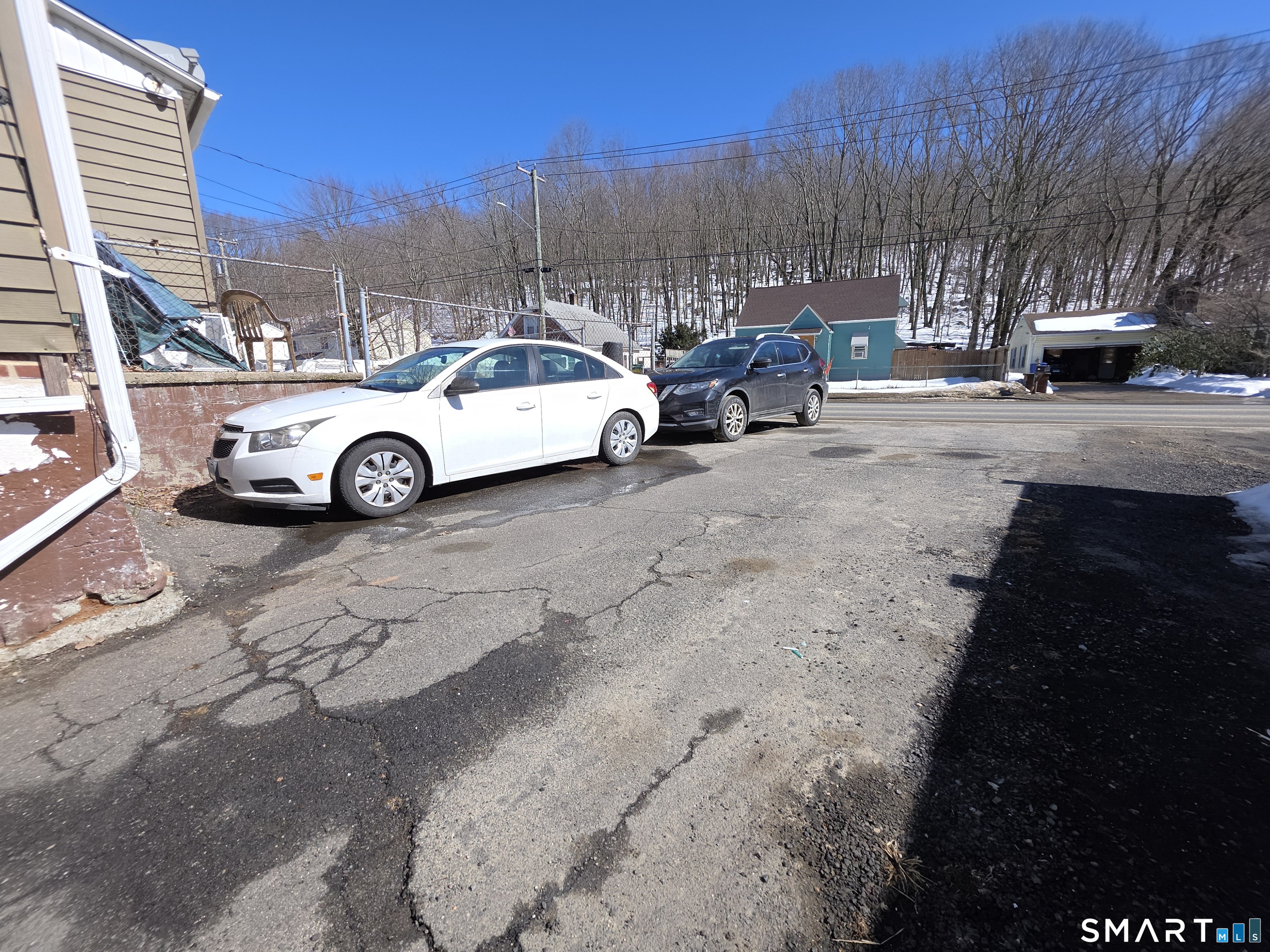 Homes for sale in Waterbury, CT | 891 Pearl Lake Rd, Waterbury, CT 06706 | MLS# 24139973