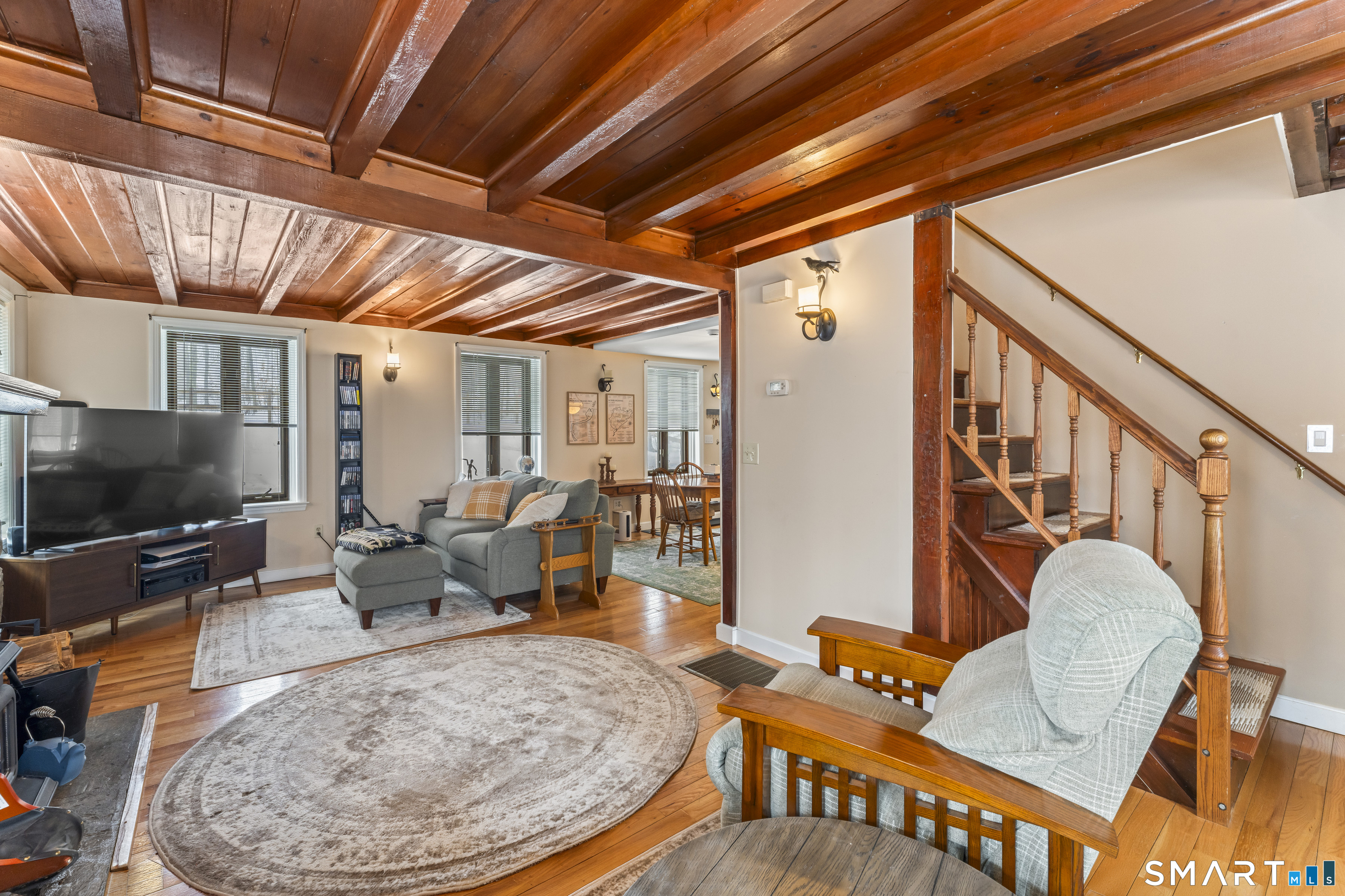 Homes for sale in Oxford, CT | 8 Perry Ln, Oxford, CT 06478 | MLS# 24155034