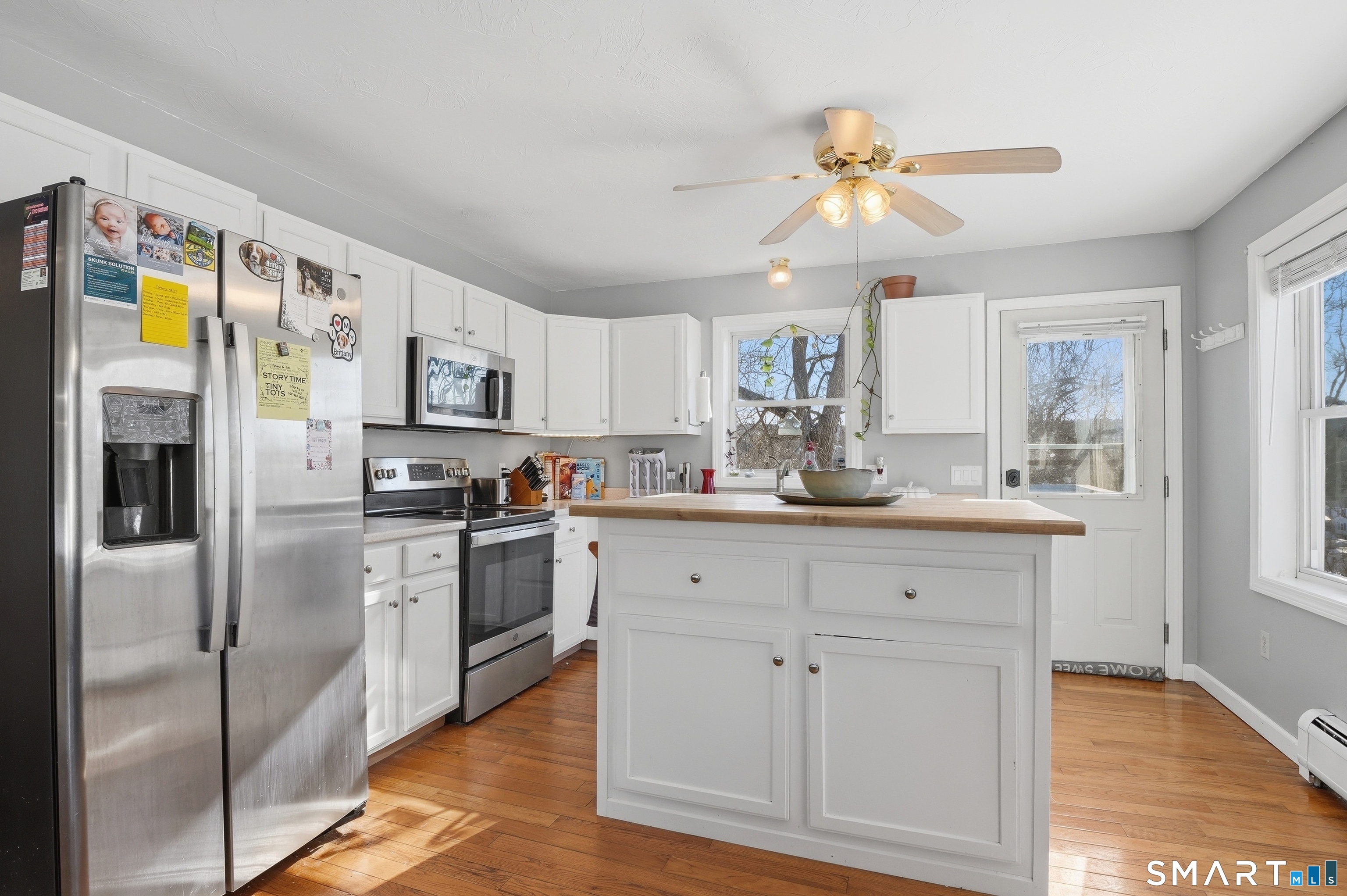 Homes for sale in Putnam, CT | 17 Vine St, Putnam, CT 06260 | MLS# 24157656