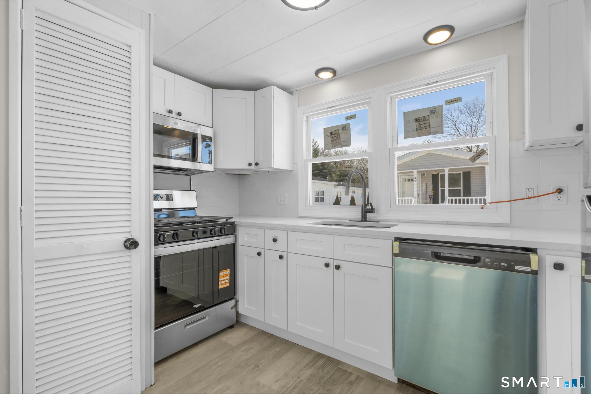 44 Linden, Westbrook, 06498, 2 Bedrooms Bedrooms, 0 ,1 BathroomBathrooms,Single Family For Sale,For Sale,Linden,0,24157679