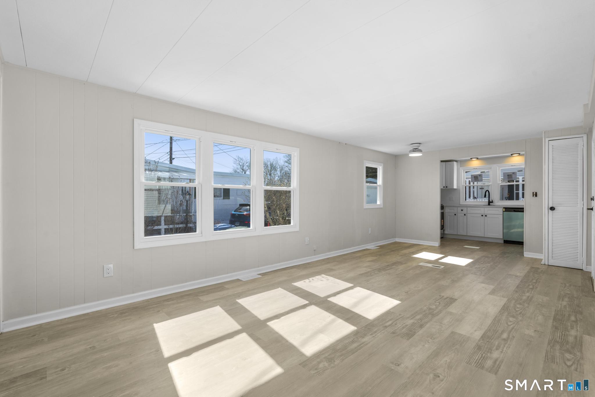 44 Linden, Westbrook, 06498, 2 Bedrooms Bedrooms, 0 ,1 BathroomBathrooms,Single Family For Sale,For Sale,Linden,0,24157679