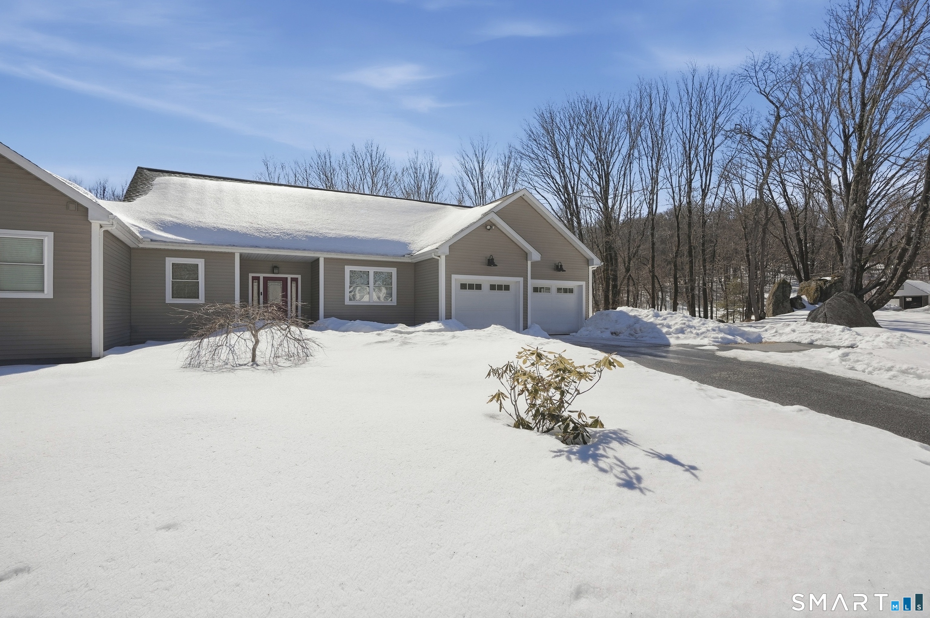 Homes for sale in New Hartford, CT | 166 E Cotton Hill Rd, New Hartford, CT 06057 | MLS# 24152314