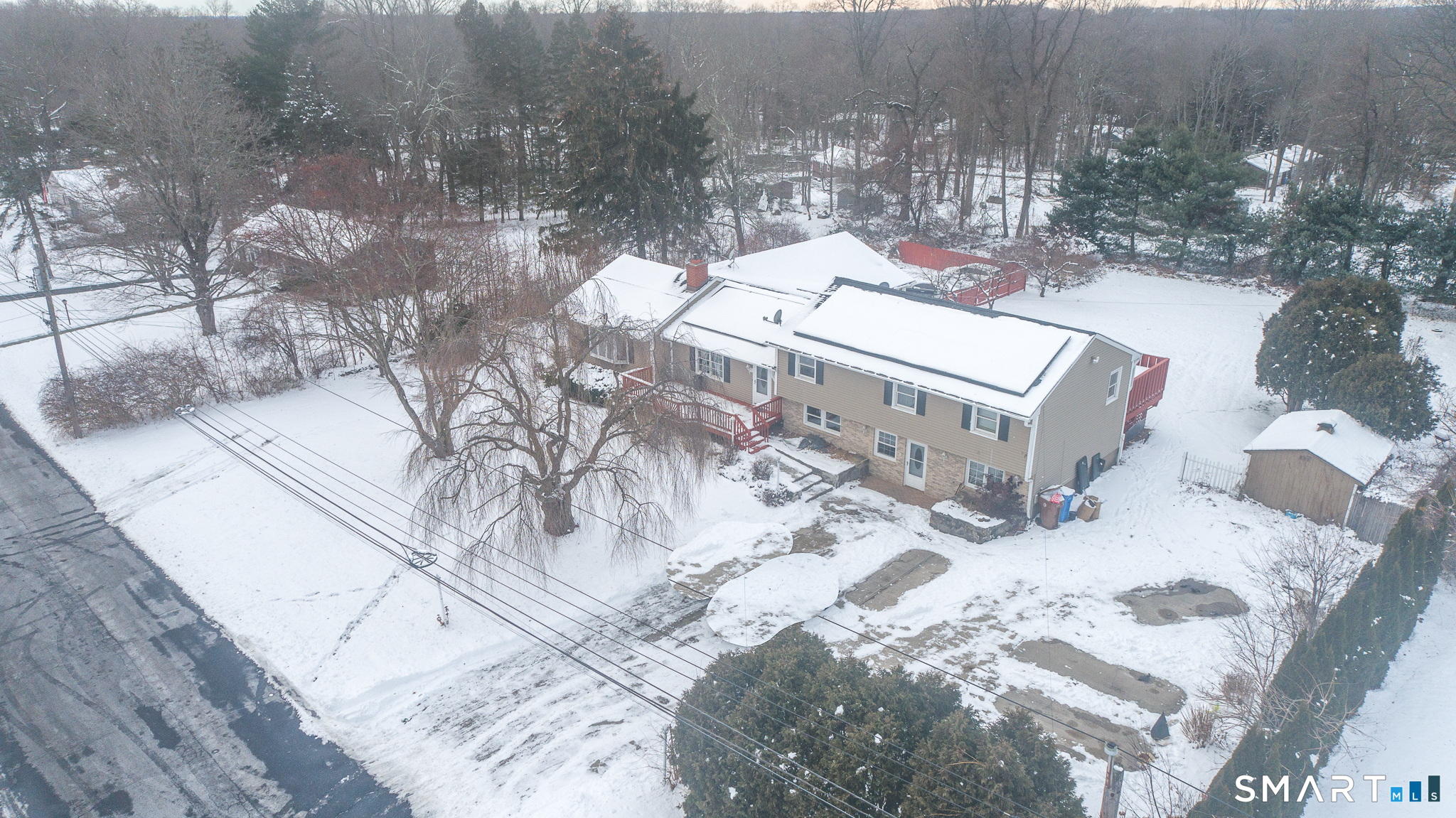 Homes for sale in Shelton, CT | 15 Coral Dr, Shelton, CT 06484 | MLS# 24157808