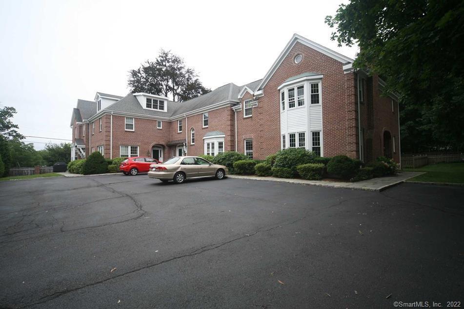 37 Maple, New Canaan, 06840, 2 Bedrooms Bedrooms, 0 ,2 BathroomsBathrooms,Residential Rental,For Sale,Maple,0,24157929