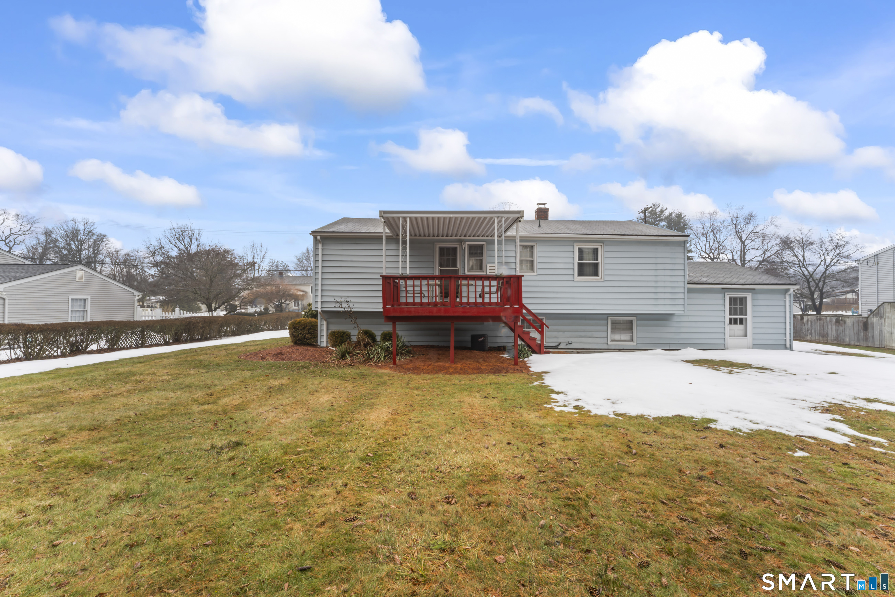 Homes for sale in Milford, CT | 43 Collingsdale Dr, Milford, CT 06461 | MLS# 24157005