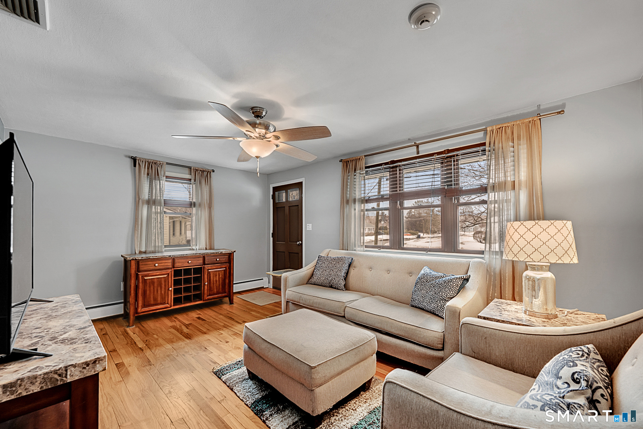 Homes for sale in Southington, CT | 166 Sun Valley Dr, Southington, CT 06489 | MLS# 24157965