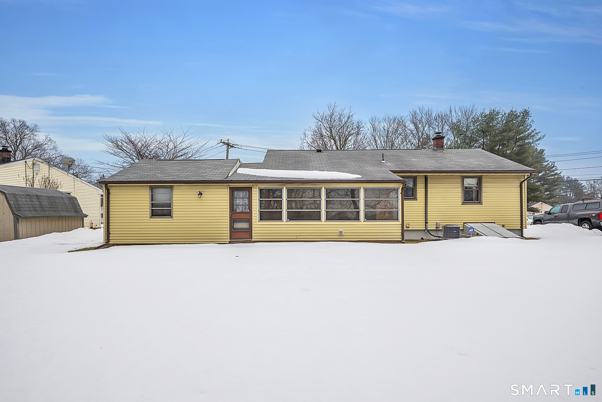 Homes for sale in Southington, CT | 166 Sun Valley Dr, Southington, CT 06489 | MLS# 24157965