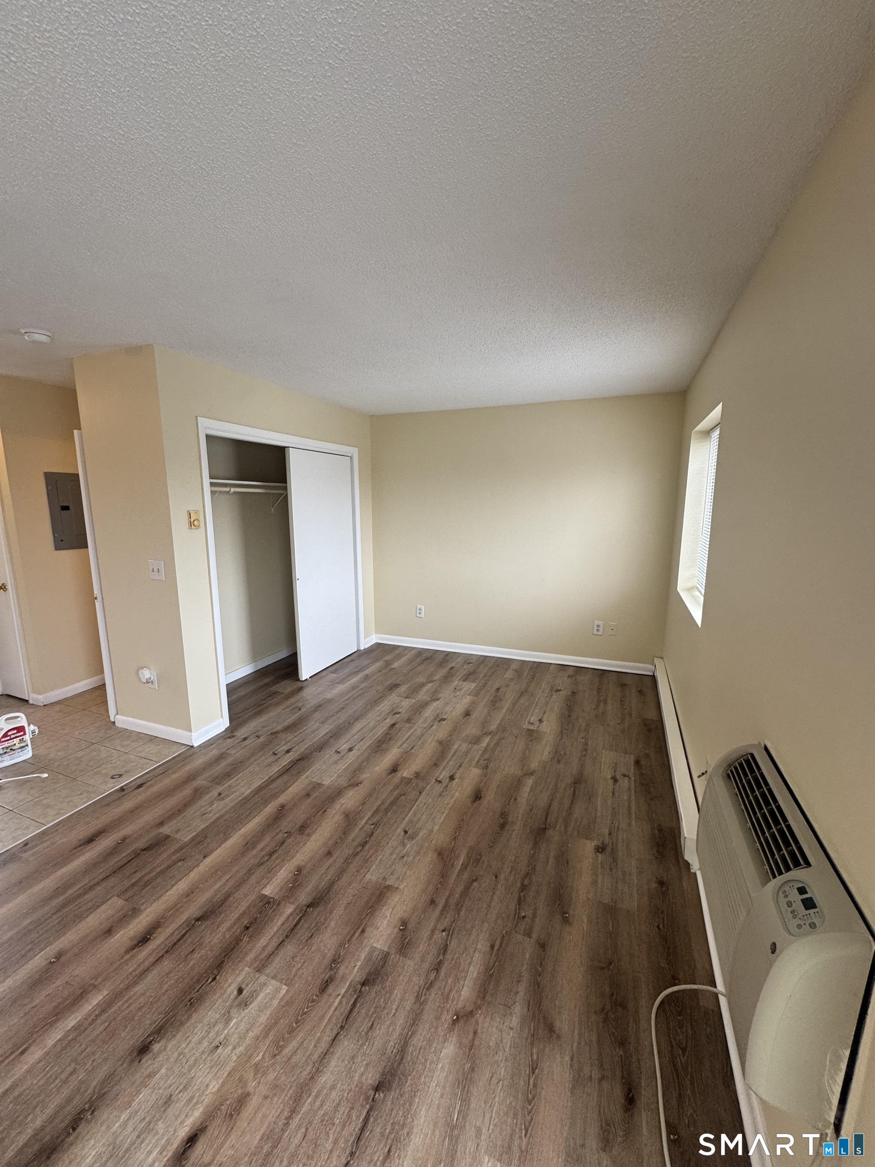4 Warwick, New Haven, 06513, 1 Bedroom Bedrooms, 0 ,1 BathroomBathrooms,Residential Rental,For Sale,Warwick,0,24157976