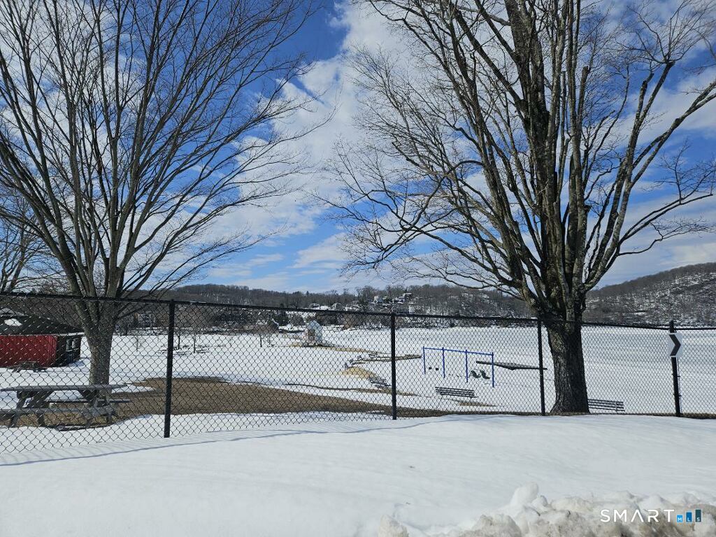 Homes for sale in Danbury, CT | 11 S Cove Rd, Danbury, CT 06811 | MLS# 24157949