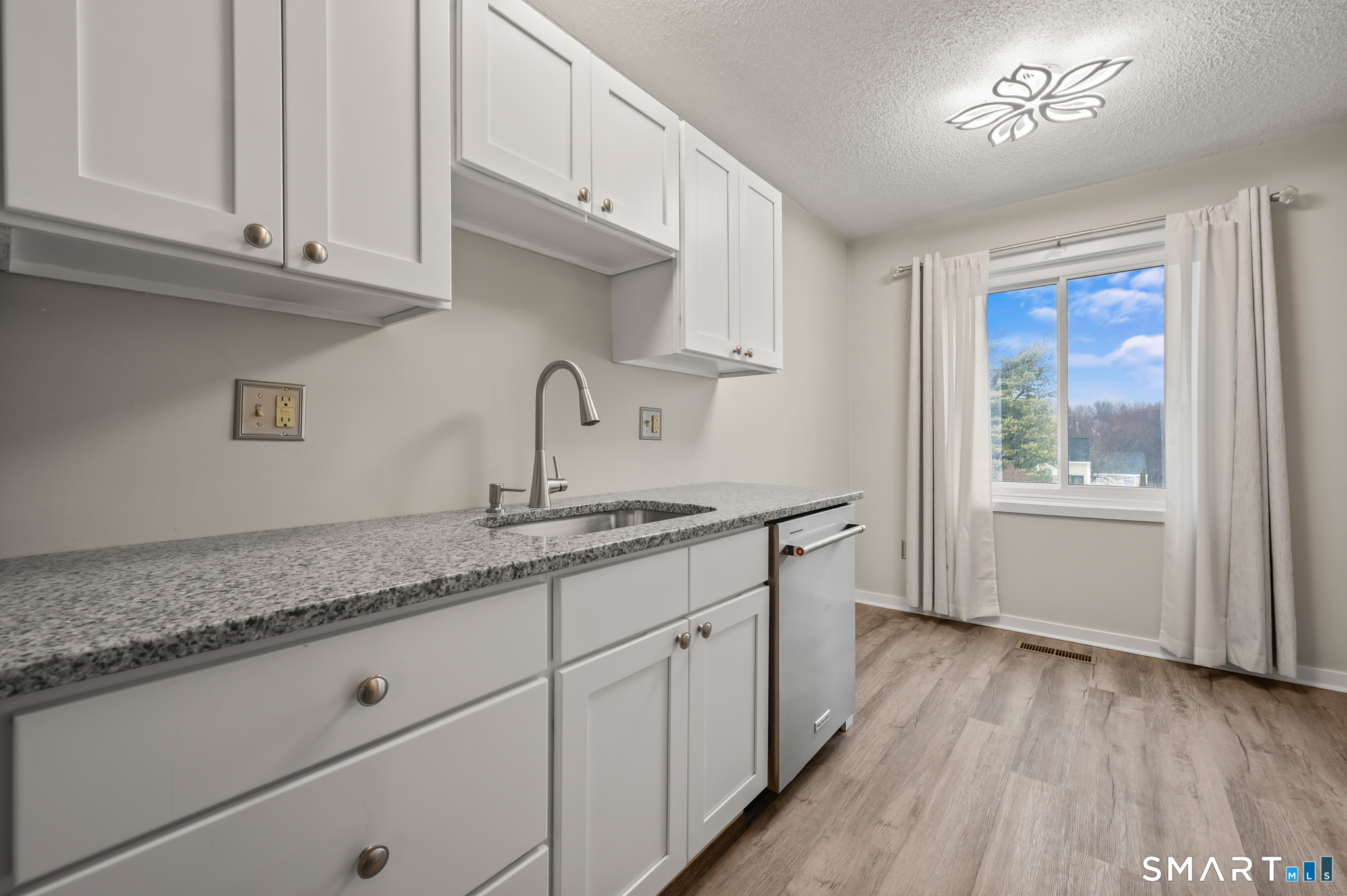 Homes for sale in Watertown, CT | 55 Cannon Ridge Dr, Watertown, CT 06795 | MLS# 24153734