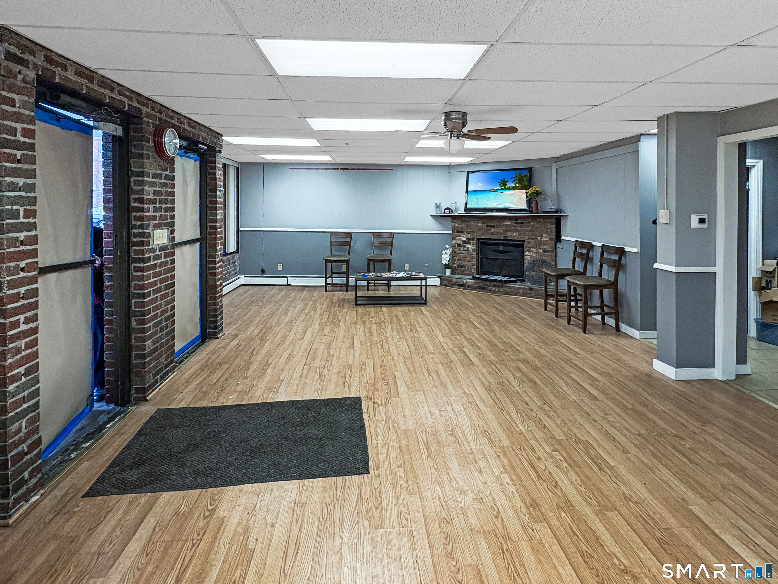 Homes for sale in Meriden, CT | 200 W Main St, Meriden, CT 06451 | MLS# 24158058