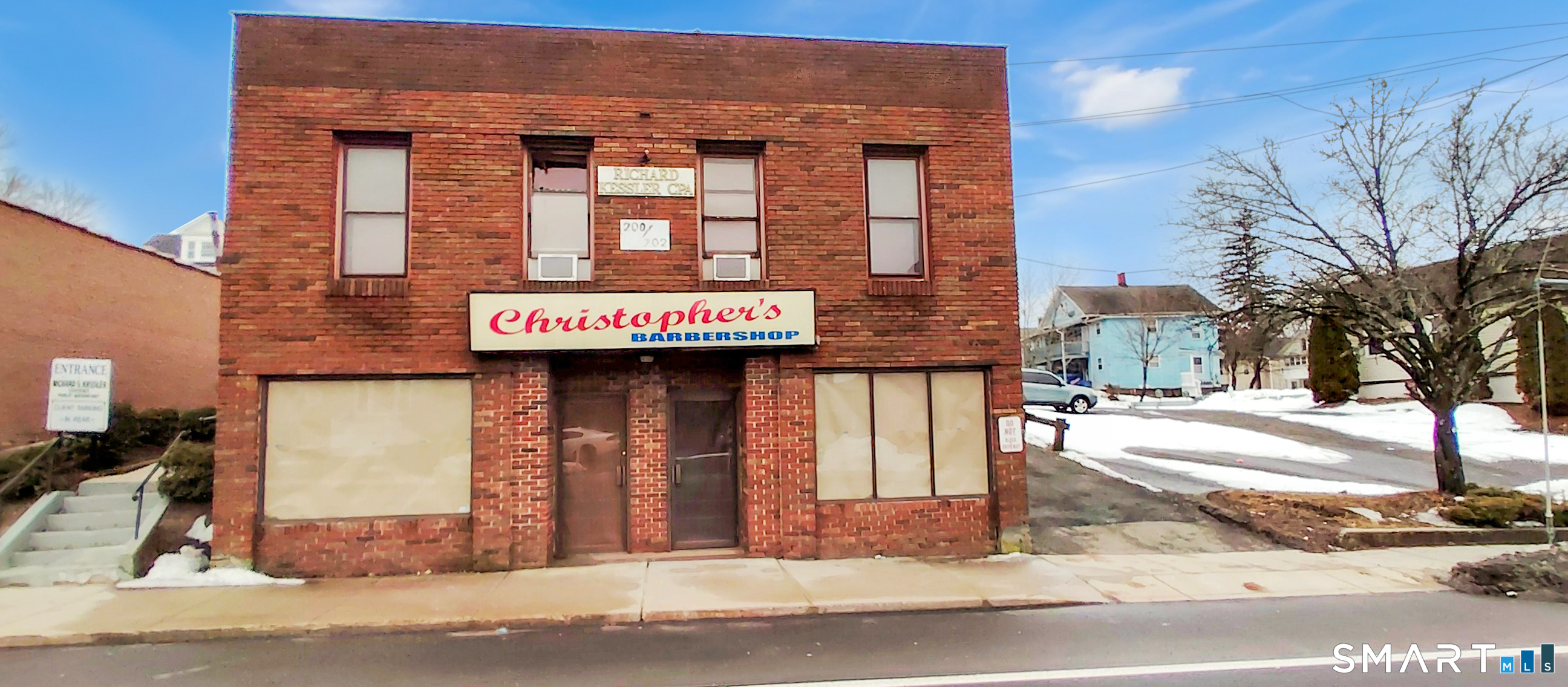 Homes for sale in Meriden, CT | 200 W Main St, Meriden, CT 06451 | MLS# 24158058