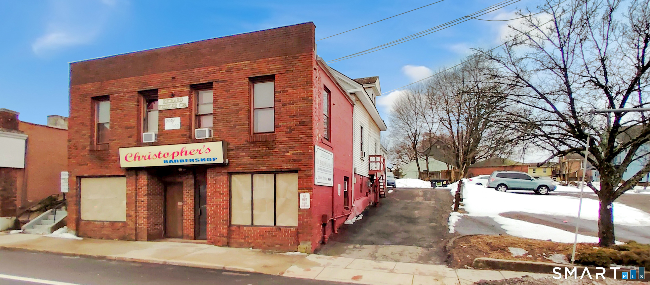 Homes for sale in Meriden, CT | 200 W Main St, Meriden, CT 06451 | MLS# 24158058