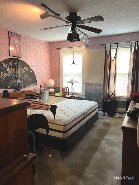 372 East, New Britain, 06051, 3 Bedrooms Bedrooms, 0 ,2 BathroomsBathrooms,Multi-family For Sale,For Sale,East,0,24158157