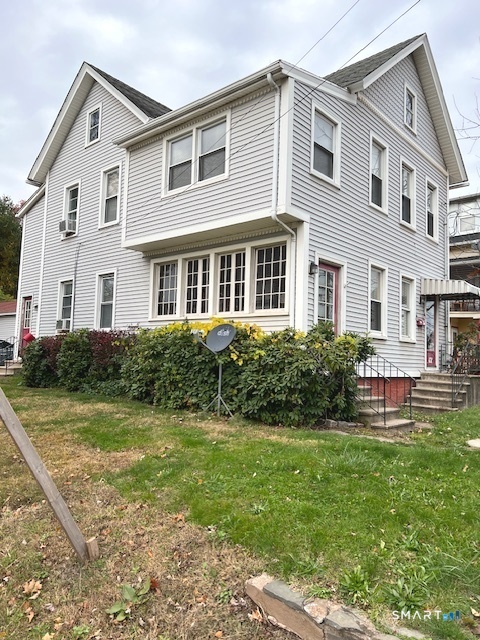 372 East, New Britain, 06051, 3 Bedrooms Bedrooms, 0 ,2 BathroomsBathrooms,Multi-family For Sale,For Sale,East,0,24158157