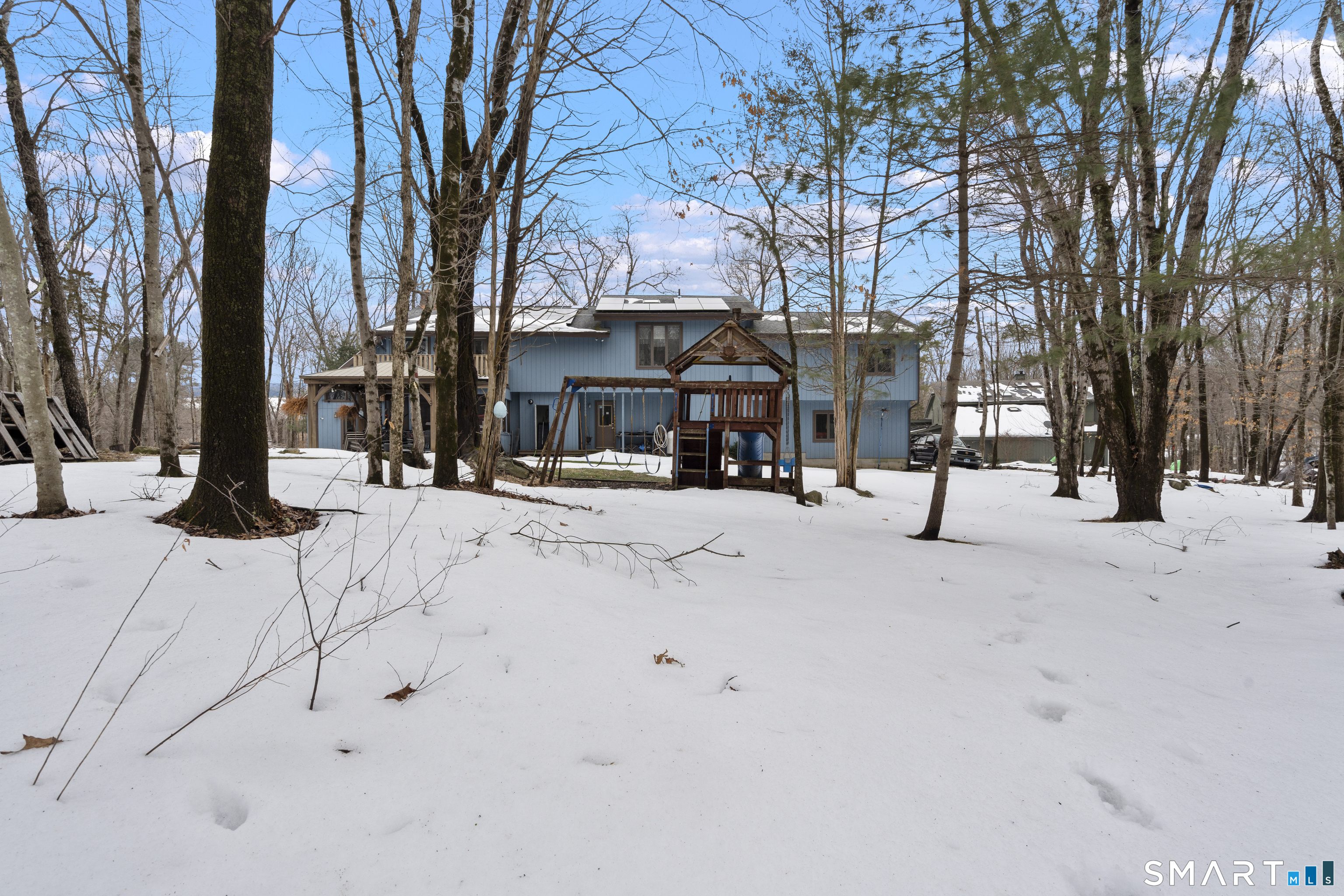 Homes for sale in Naugatuck, CT | 57 Mistywood Ln, Naugatuck, CT 06770 | MLS# 24157370