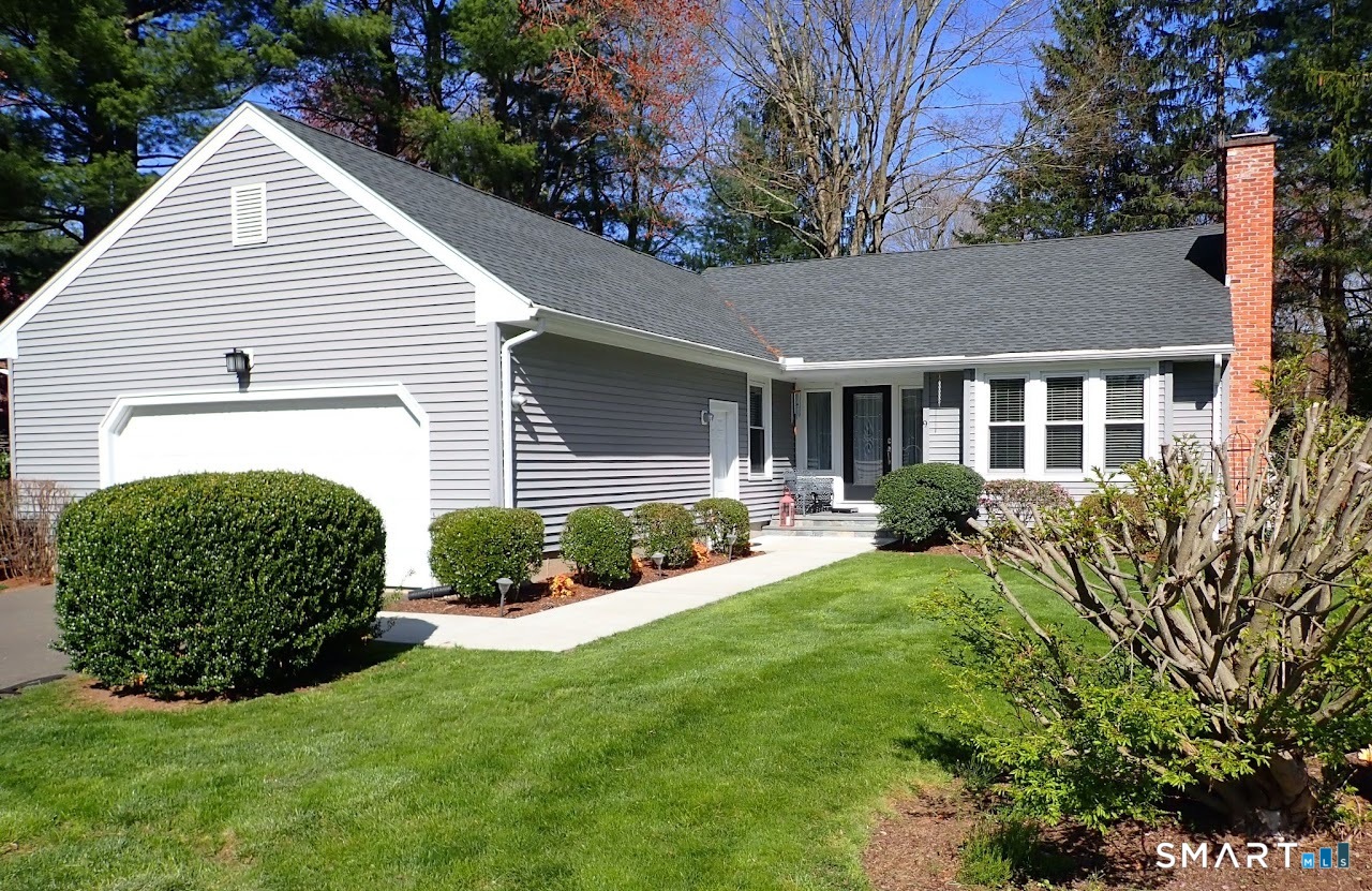 9 Burning Tree Place