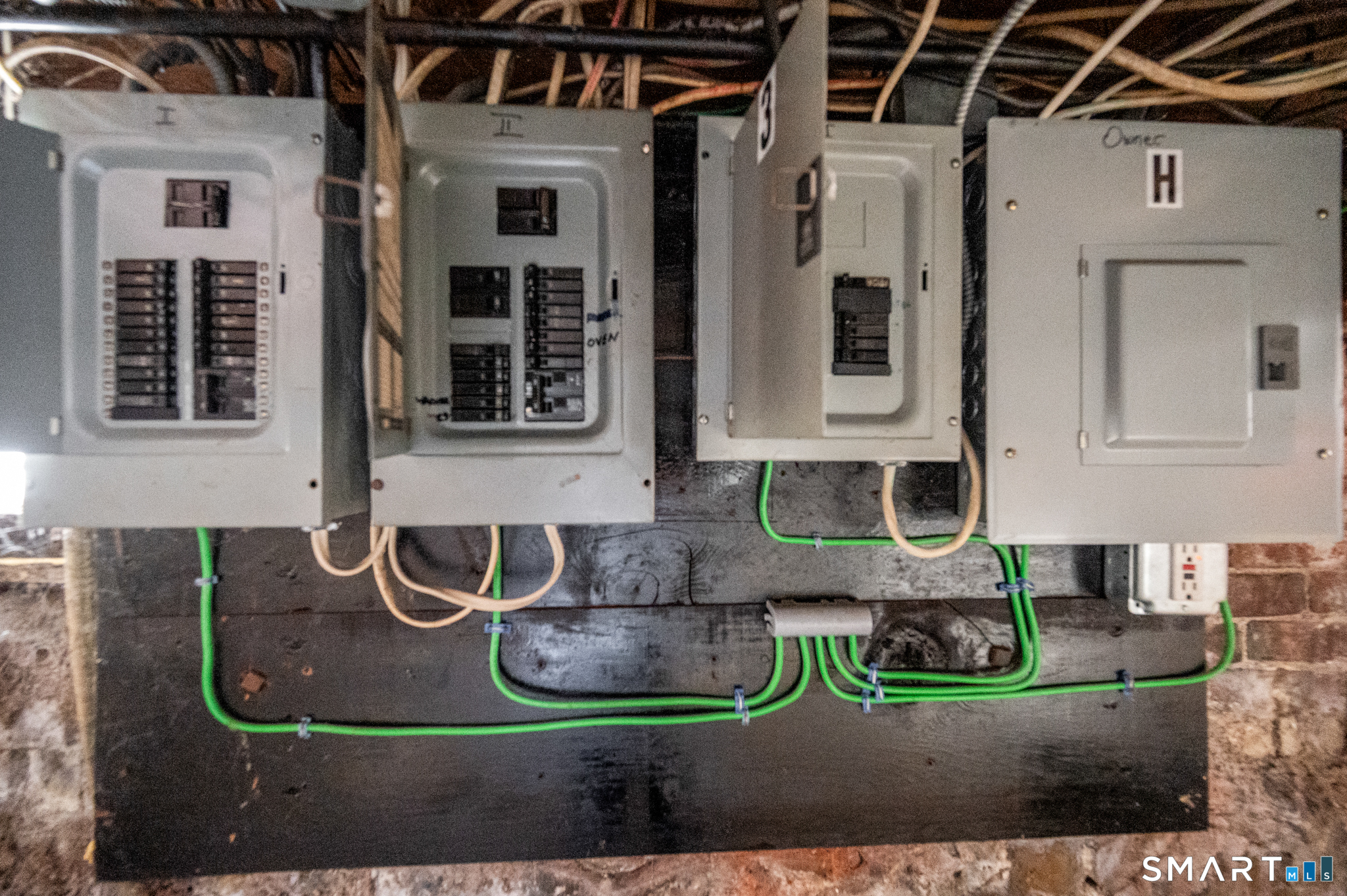 Homes for sale in New Britain, CT | 811 East St, New Britain, CT 06051 | MLS# 24158165