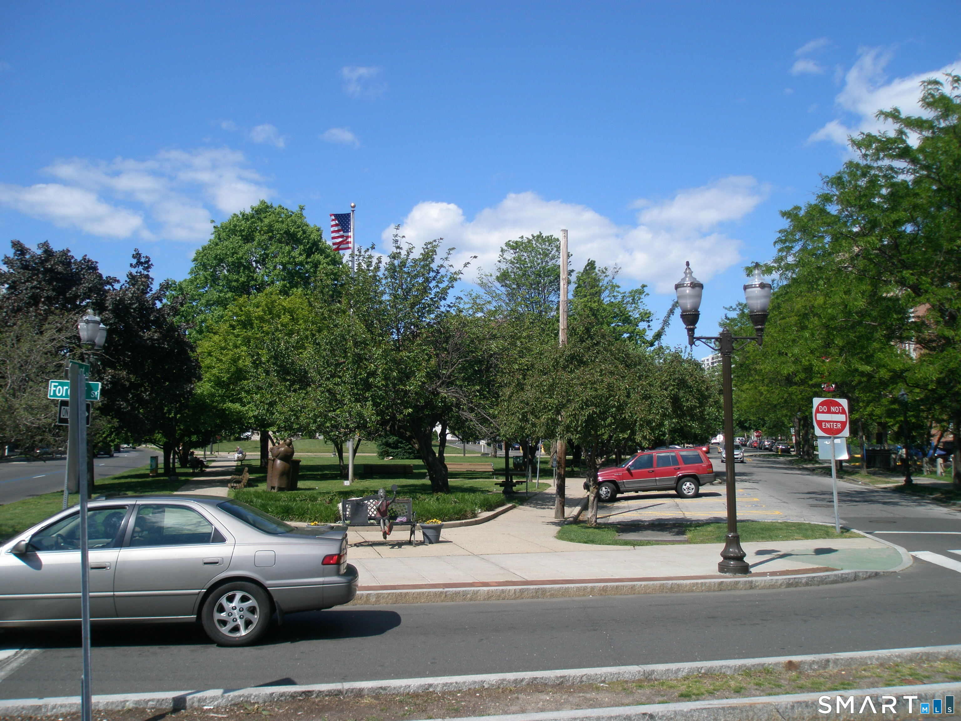 Homes for sale in Stamford, CT | 99 Prospect St #APT 3M, Stamford, CT 06901 | MLS# 24158184