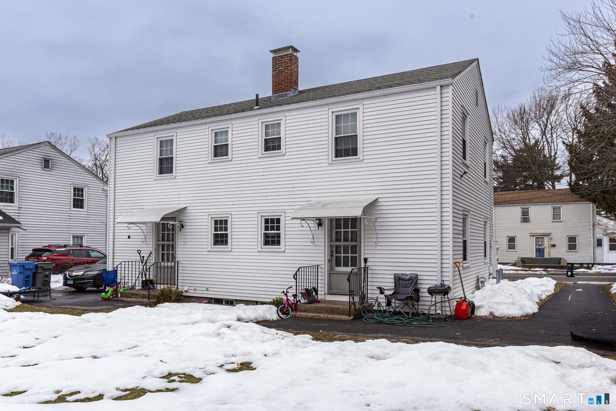 Homes for sale in Manchester, CT | 113 Waddell Rd, Manchester, CT 06040 | MLS# 24157435