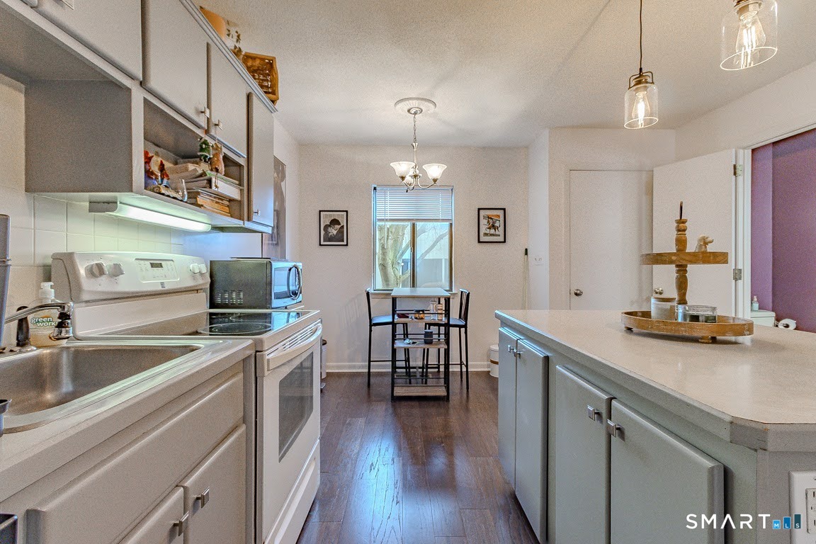 Homes for sale in Newington, CT | 8 Webster Ct #8, Newington, CT 06111 | MLS# 24158152