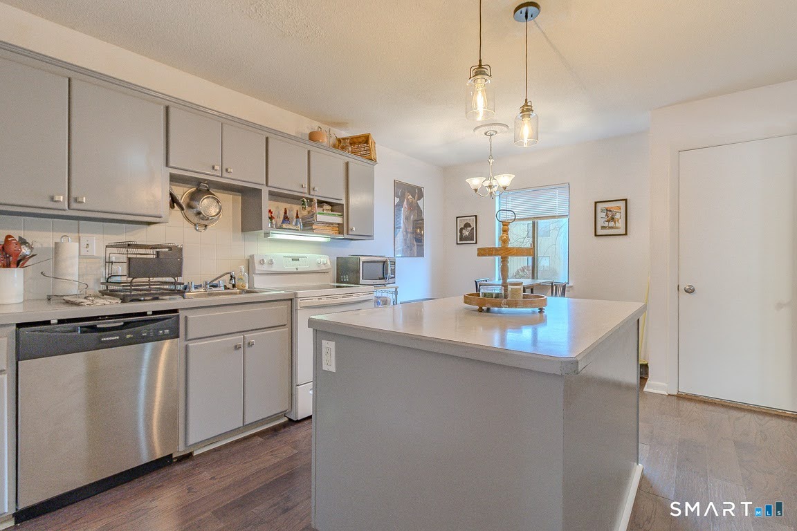 Homes for sale in Newington, CT | 8 Webster Ct #8, Newington, CT 06111 | MLS# 24158152