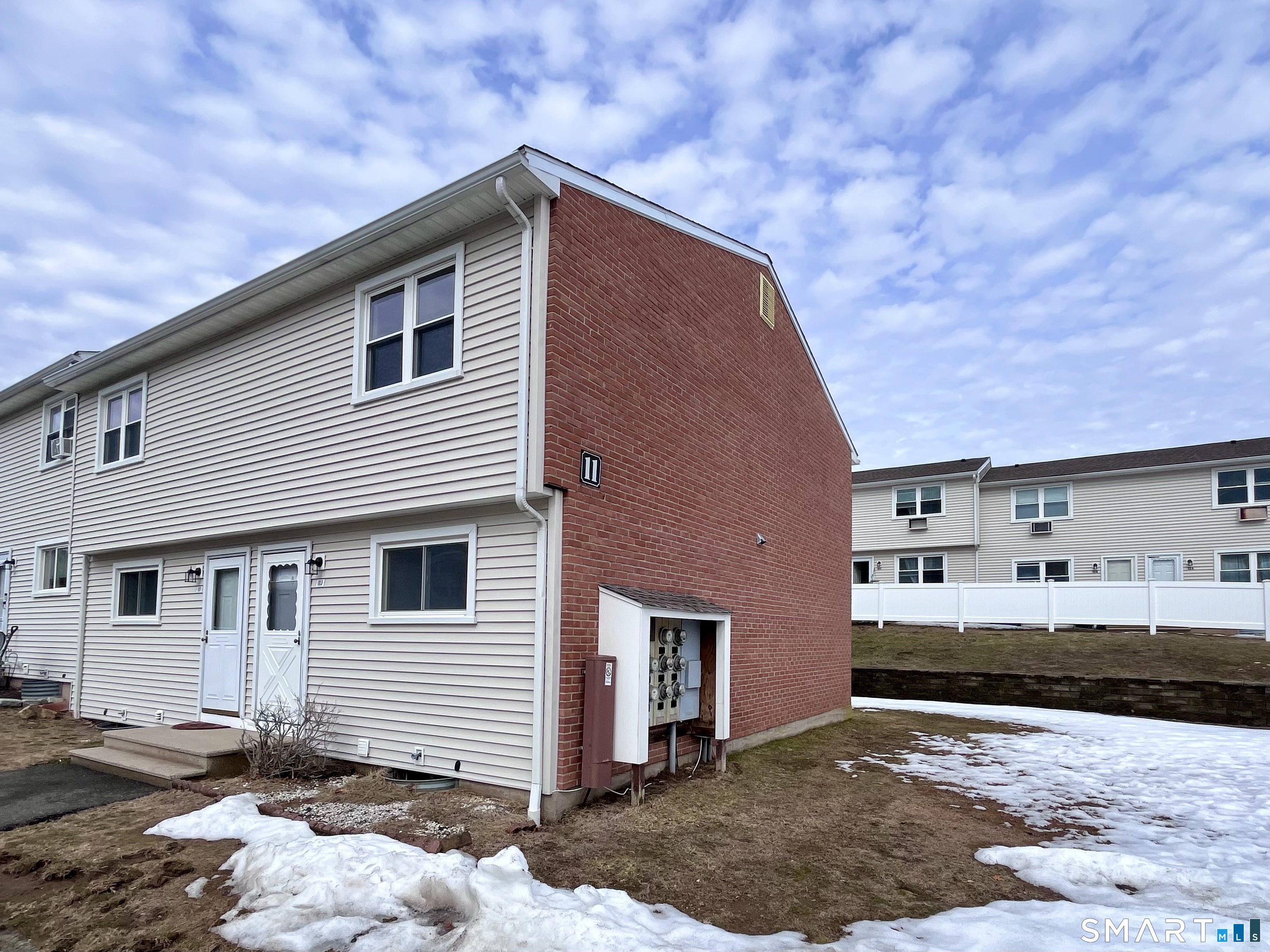 Homes for sale in Naugatuck, CT | 1081 New Haven Rd #11J, Naugatuck, CT 06770 | MLS# 24151767