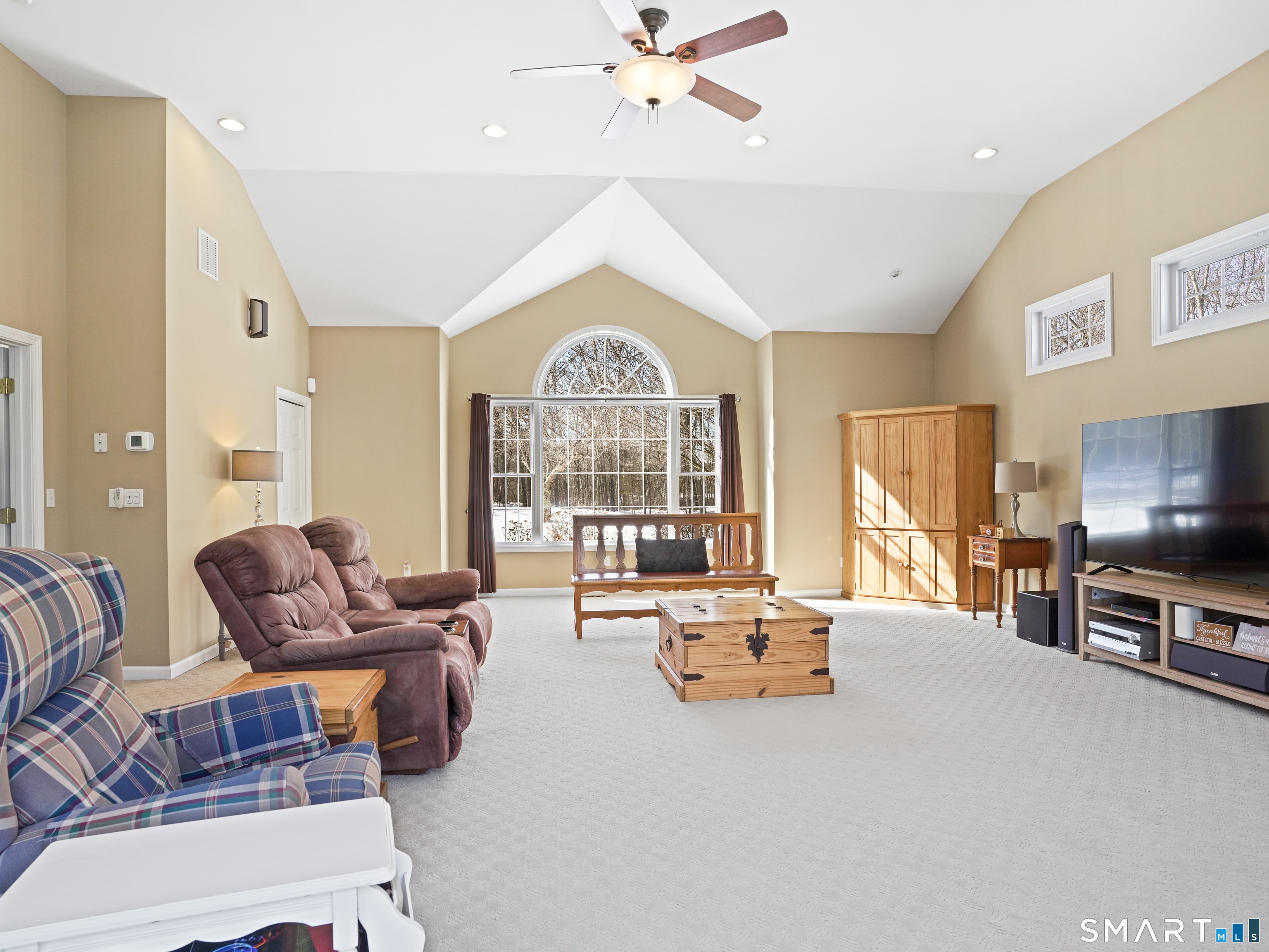 Homes for sale in Shelton, CT | 88 Kings Hwy, Shelton, CT 06484 | MLS# 24156952